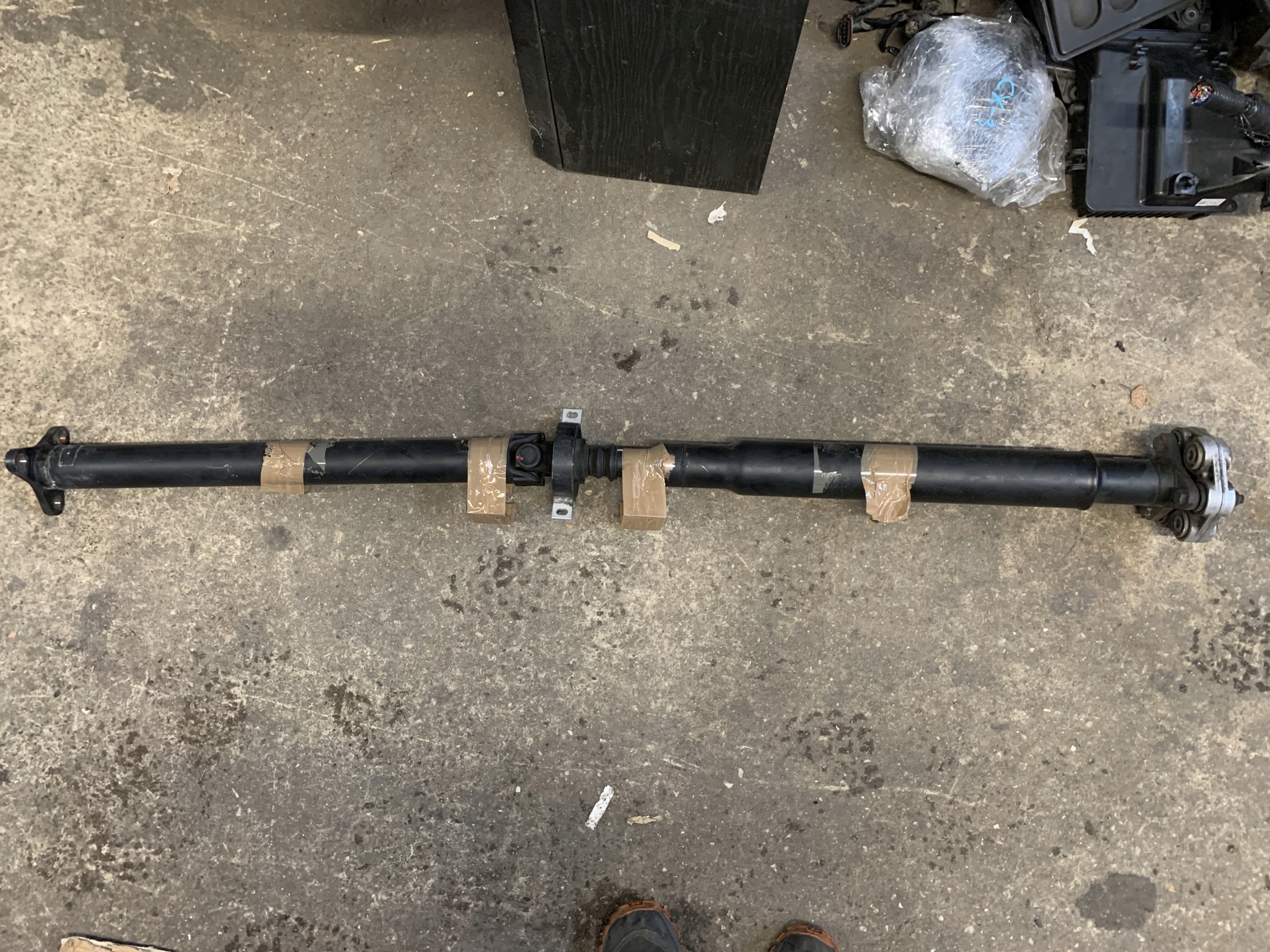 BMW 5 F11 2.0 D Автоматичний приводний вал 7614663-02