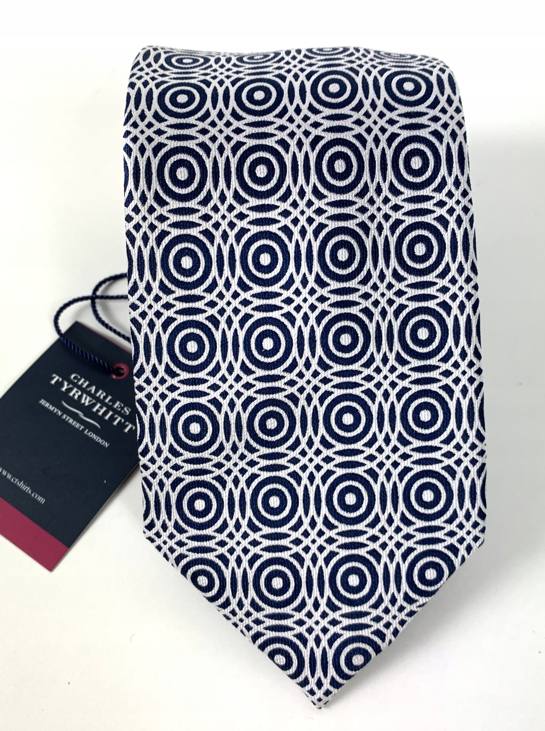 Elegancki krawat męski jedwabny CHARLES TYRWHITT EAN (GTIN) 9070156745675