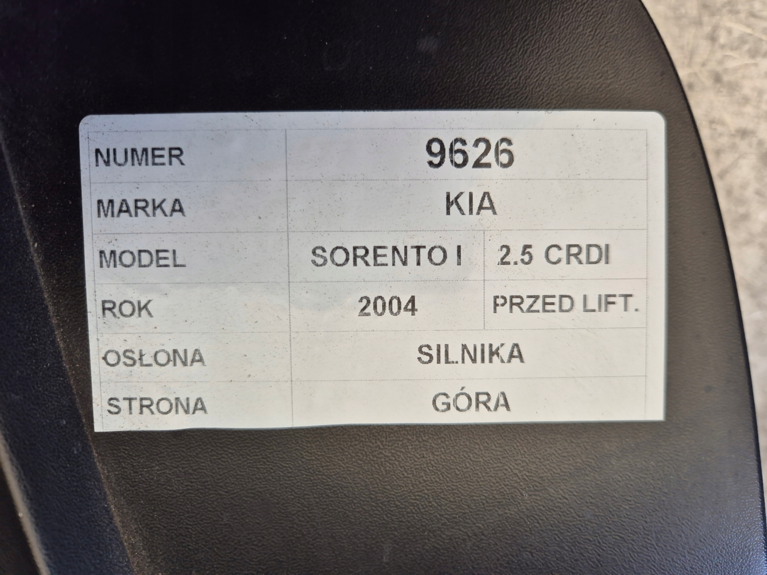 Kia Sorento and 2,5 crdi engine housing cover upper
