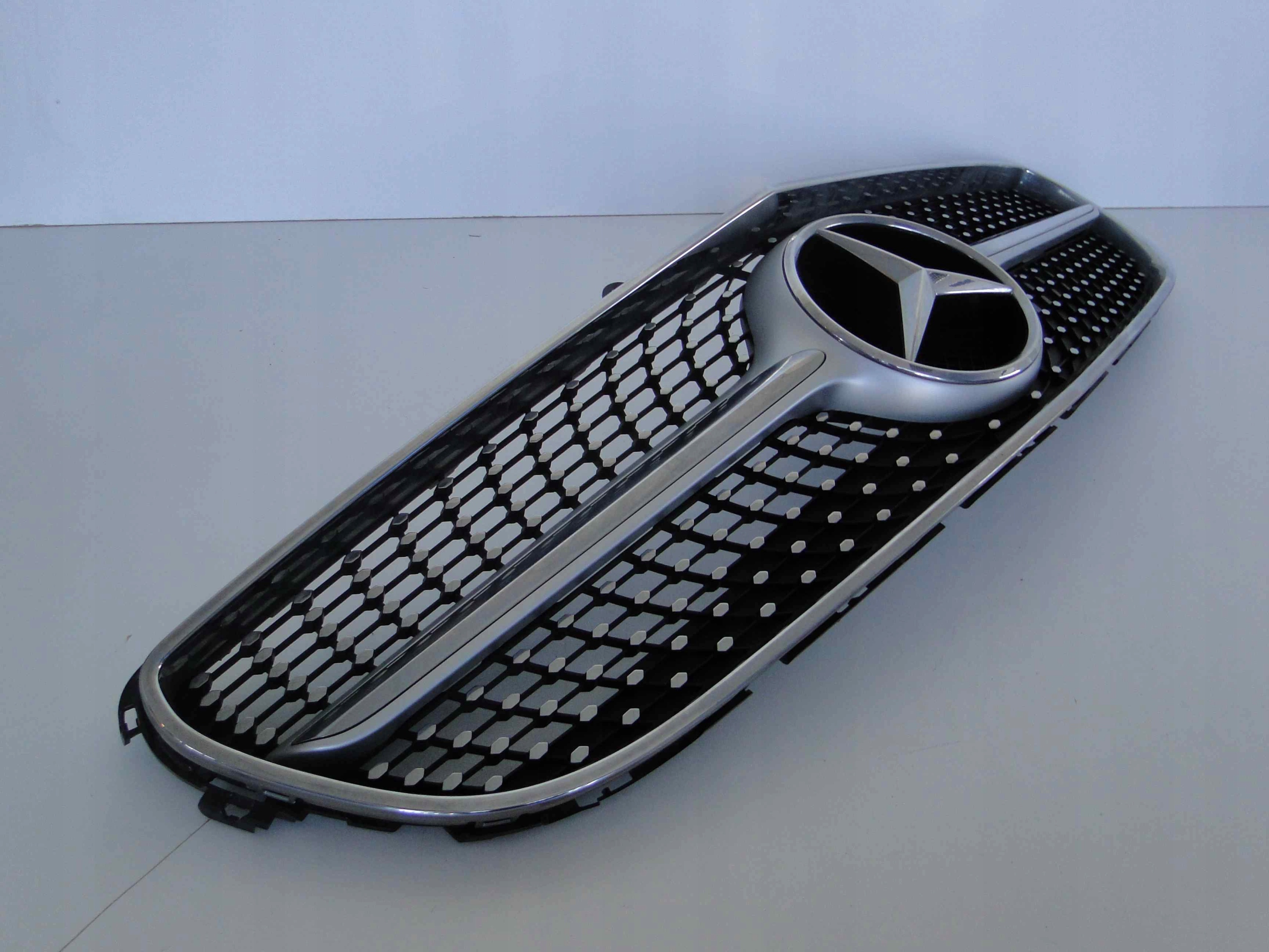 MERCEDES CLS 218 LIFT GRILL ATRAPA DIAMENT AMG Numer katalogowy części A2188850600