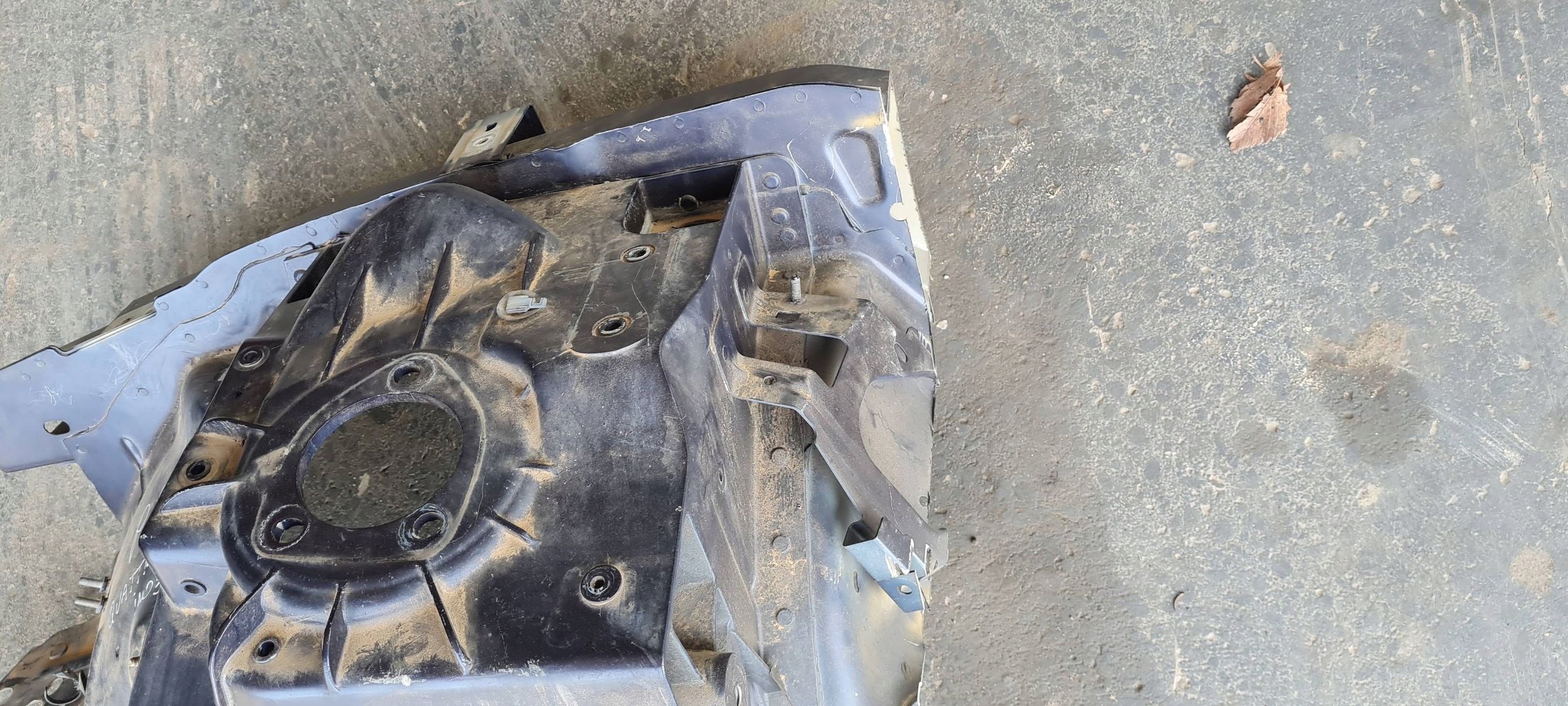 Maserati Quattroporte VI quarter right right front quarter