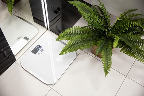 WAGA ŁAZIENKOWA UDŹWIG 180kg LCD BIAŁA ADLER Model ad8164