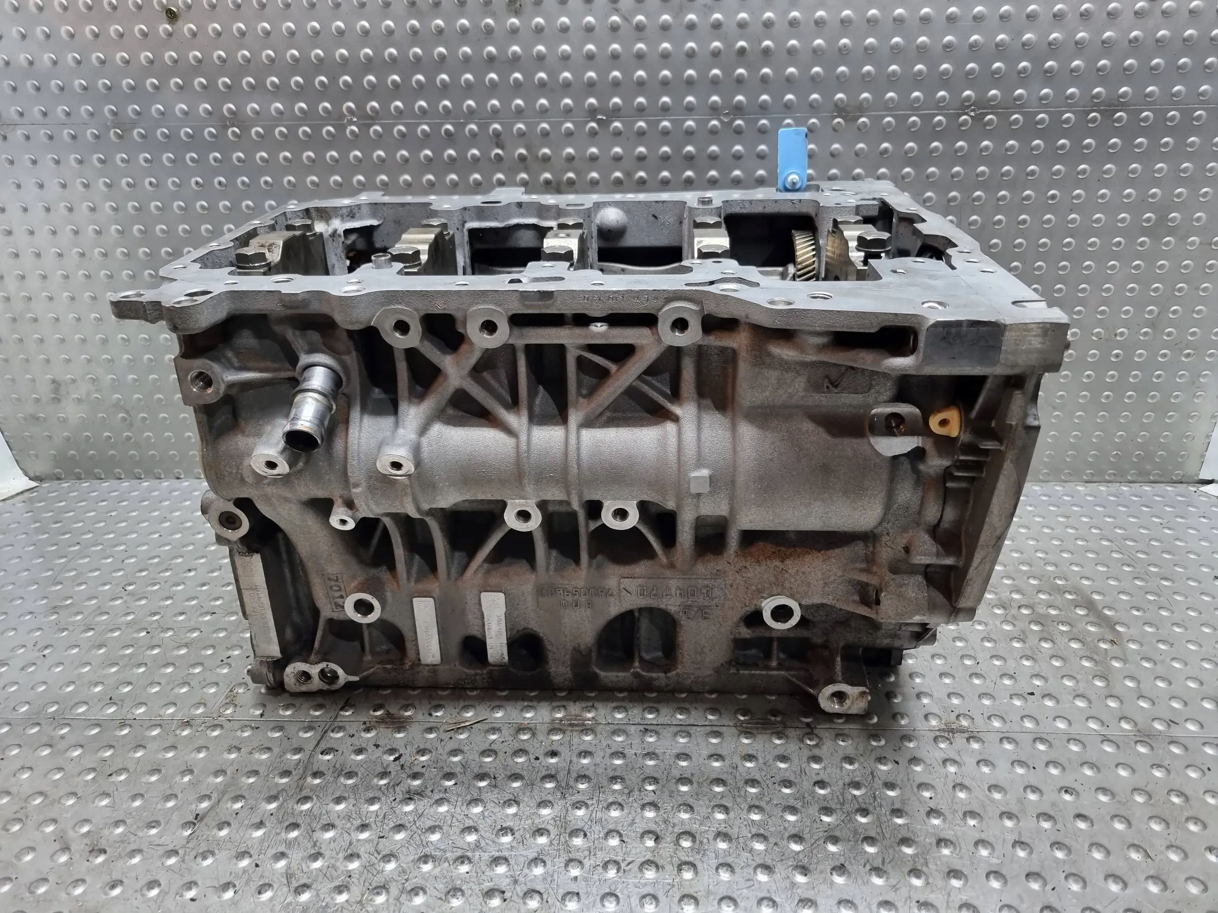 Blok silnika 7810596 BMW E90 LCI F20 F30 F34 F10 F25 E84 2.0D 184KM N47D20C