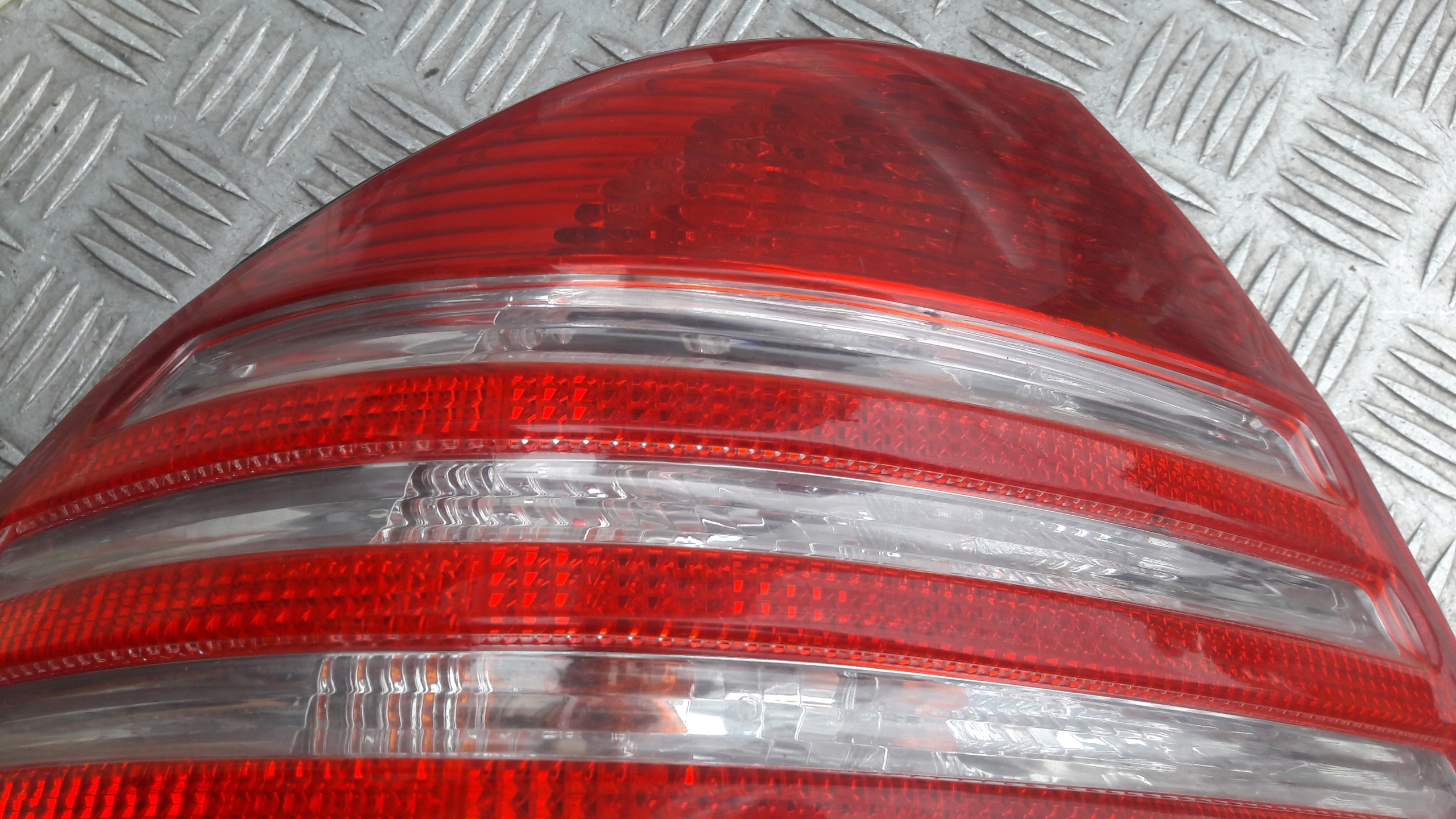 MERCEDES W220 light left rear part LIFT