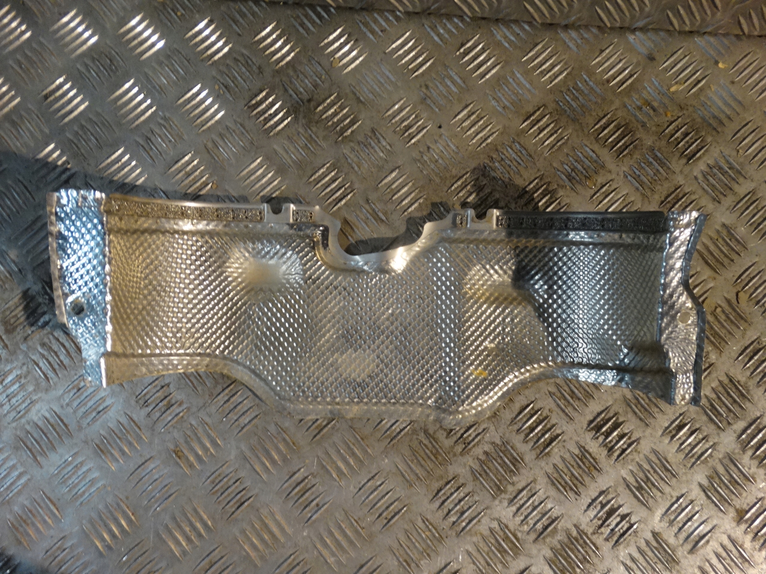 IDEALNA Blende Abdeckung TERMICZNA PORSCHE PANAMERA 971 1