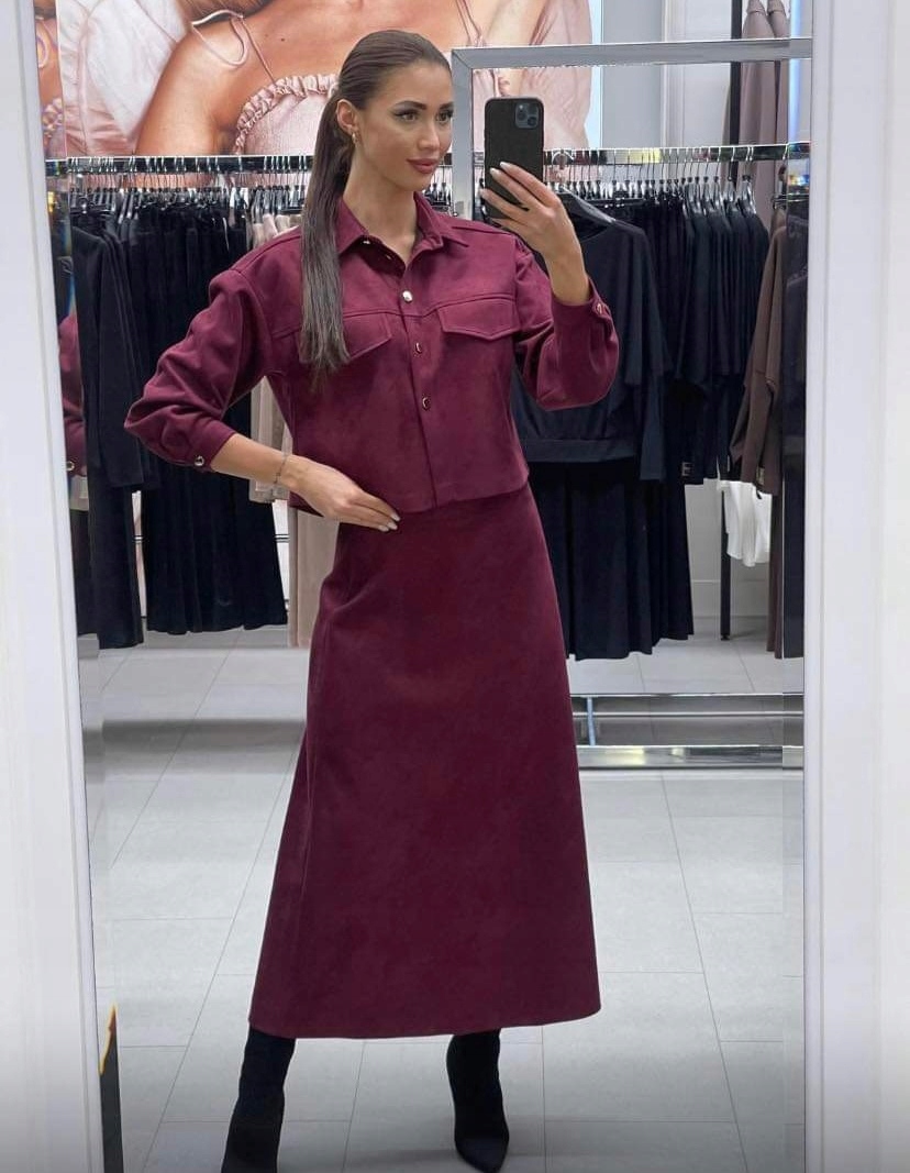 Červená vínová semišová Sukně Model 0974 Lalous velikost M