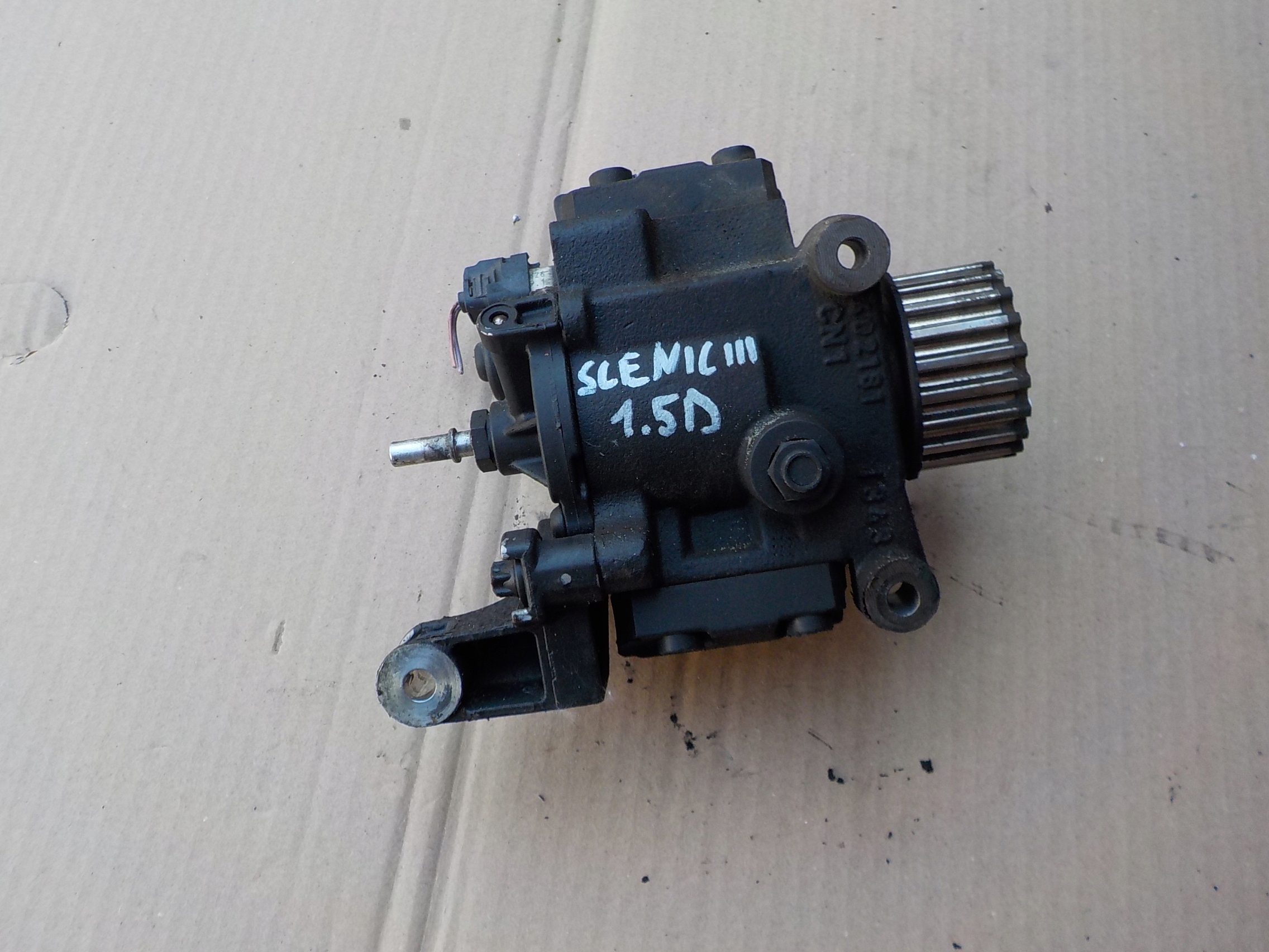 Einspritzpumpe renault scenic III 1,5 dci A2C53351931 2016r