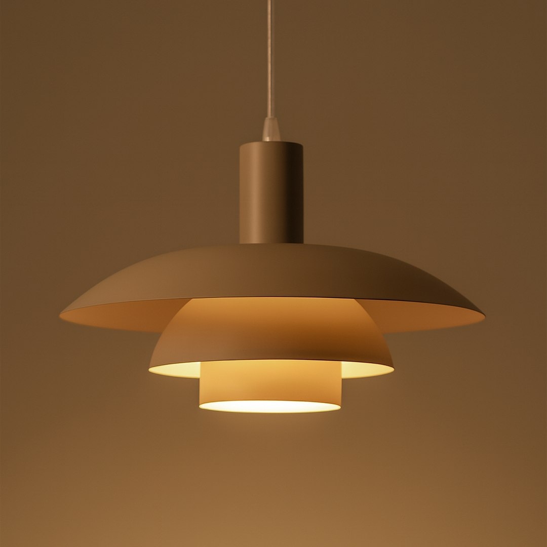 Lampa 3 kovové tienidlá béžový kašmír do kuchyne nad stôl 38 cm Ferro