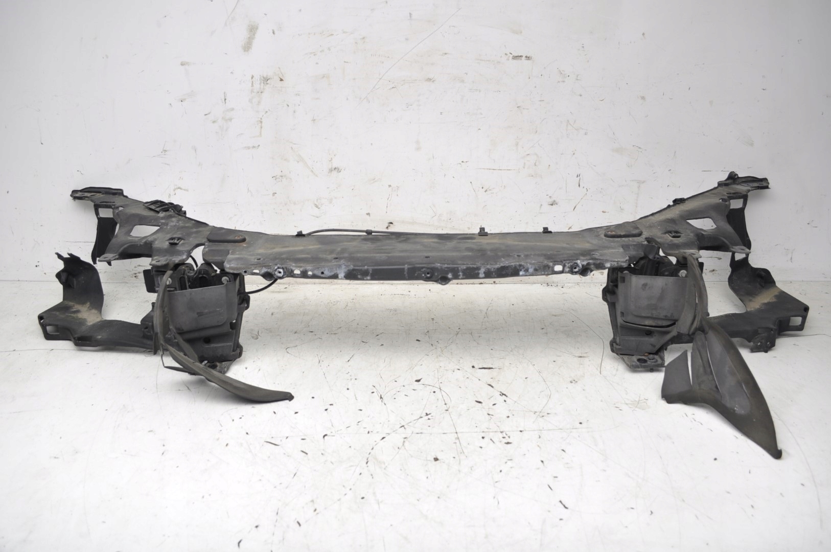 VOLVO S60 II V60 PAS PRZEDNI WZMOCNIENIE 10-13