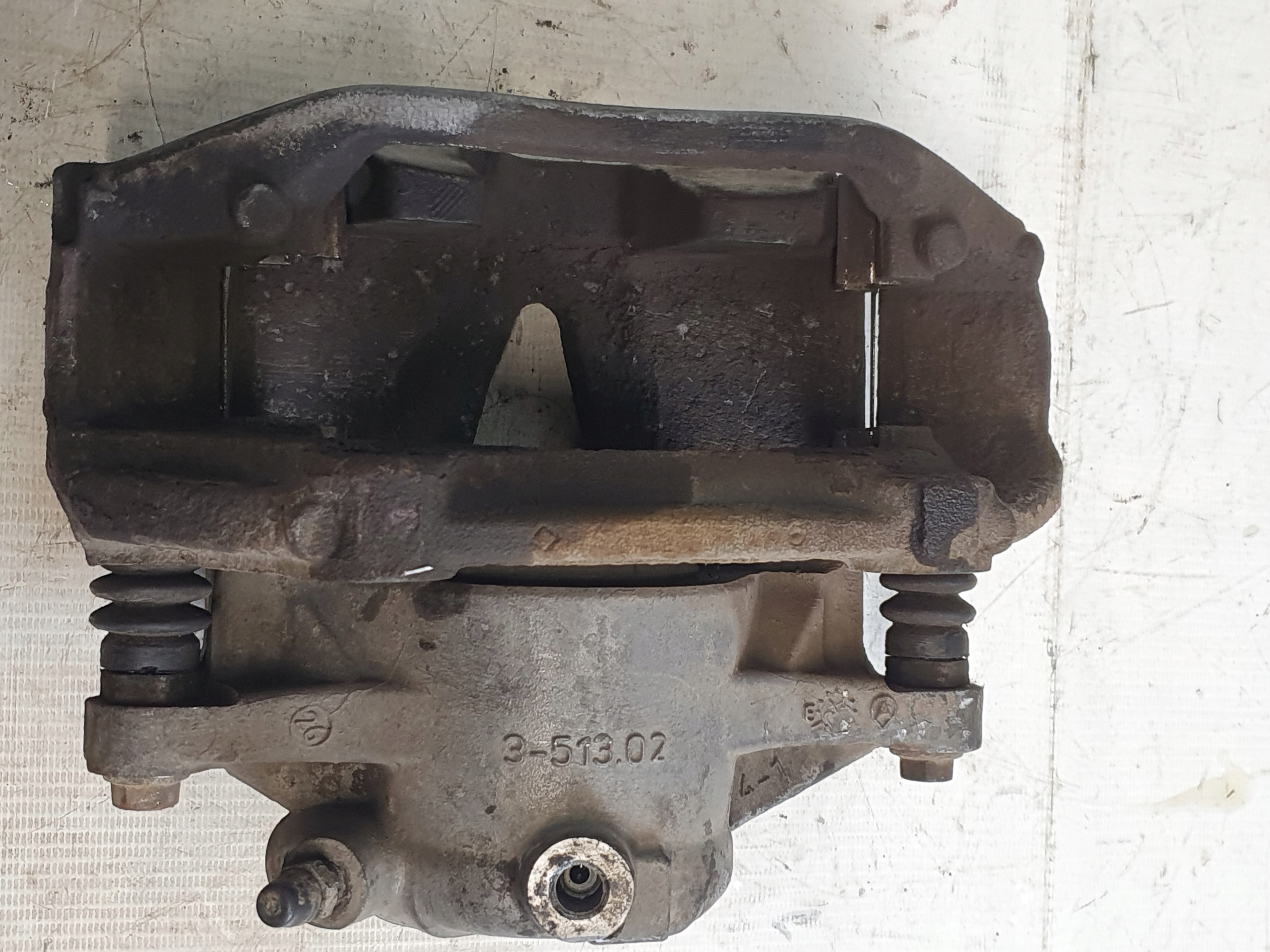 caliper brake left front MERCEDES W211 2.7CDI 03r.