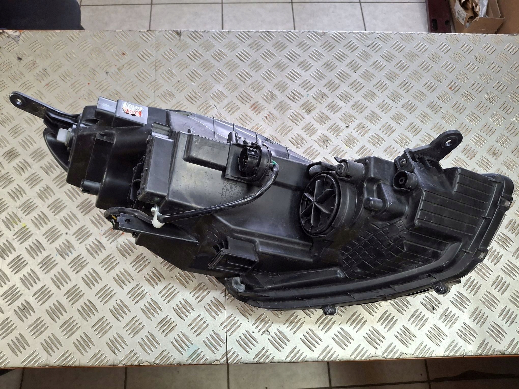 light left front HYUNDAI IX20 IX 20 2010R->