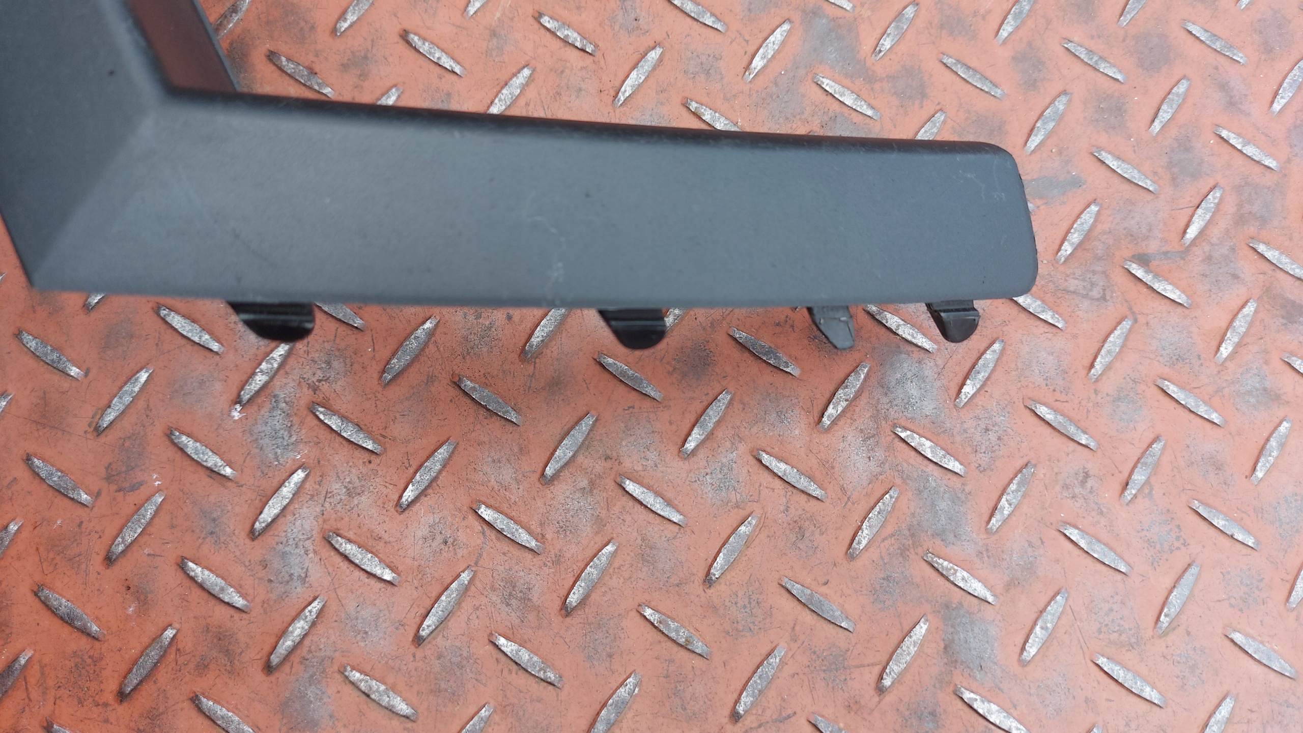 moulding grid of a bumper right right front SKODA OCTAVIA IV 20