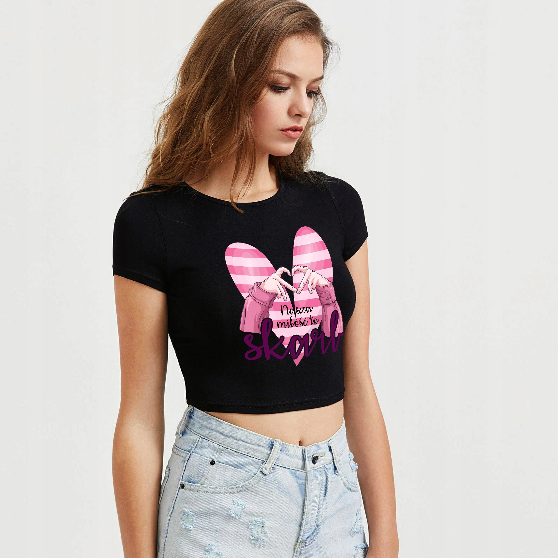 Krótka Koszulka Damska MIŁOŚĆ TO SPECJALNOŚĆ Wz L Rozmiar L