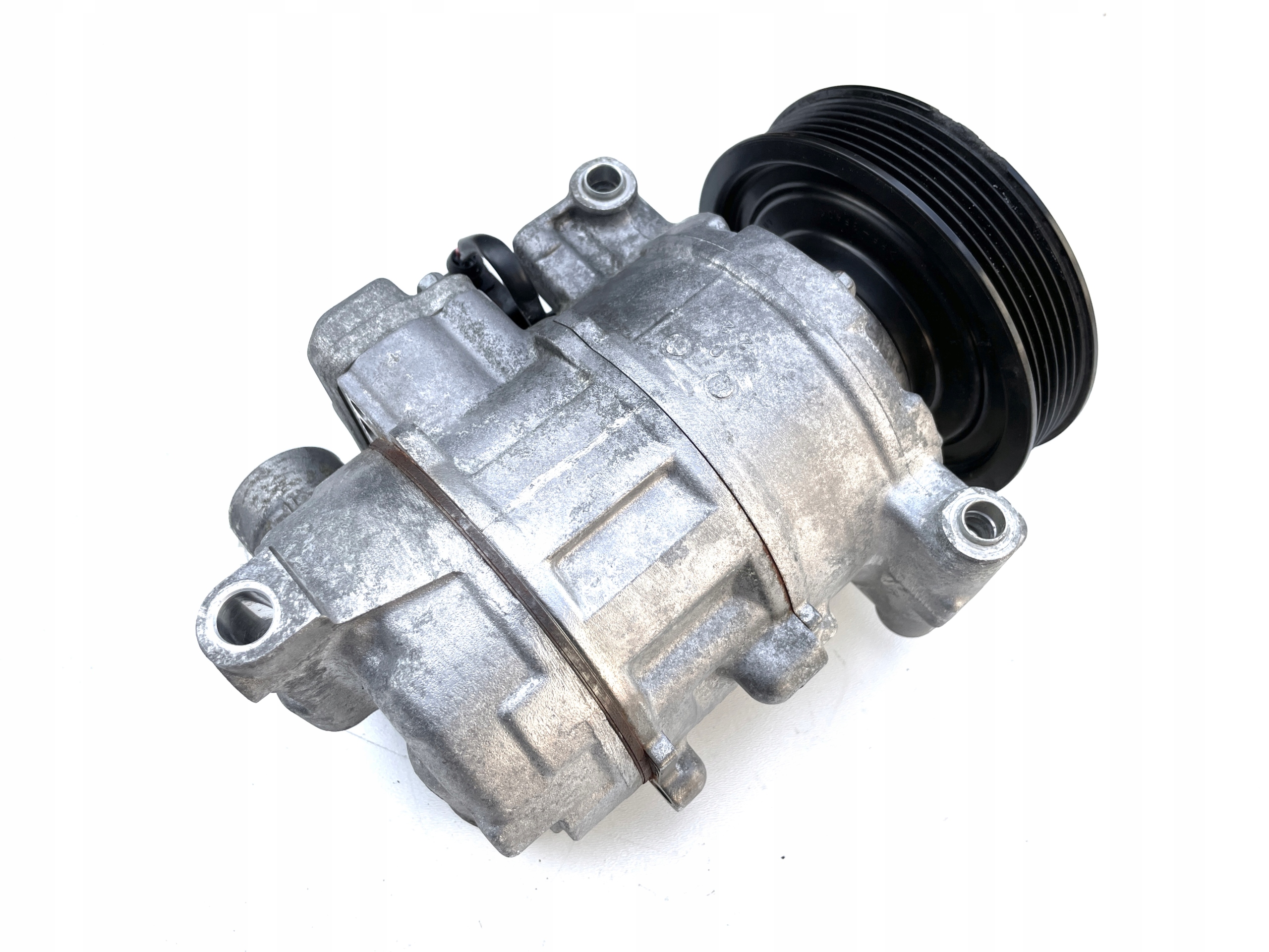 компрессор кондиционера 8K0260805K Audi A4 S4 B8 8K A5 S5 8T