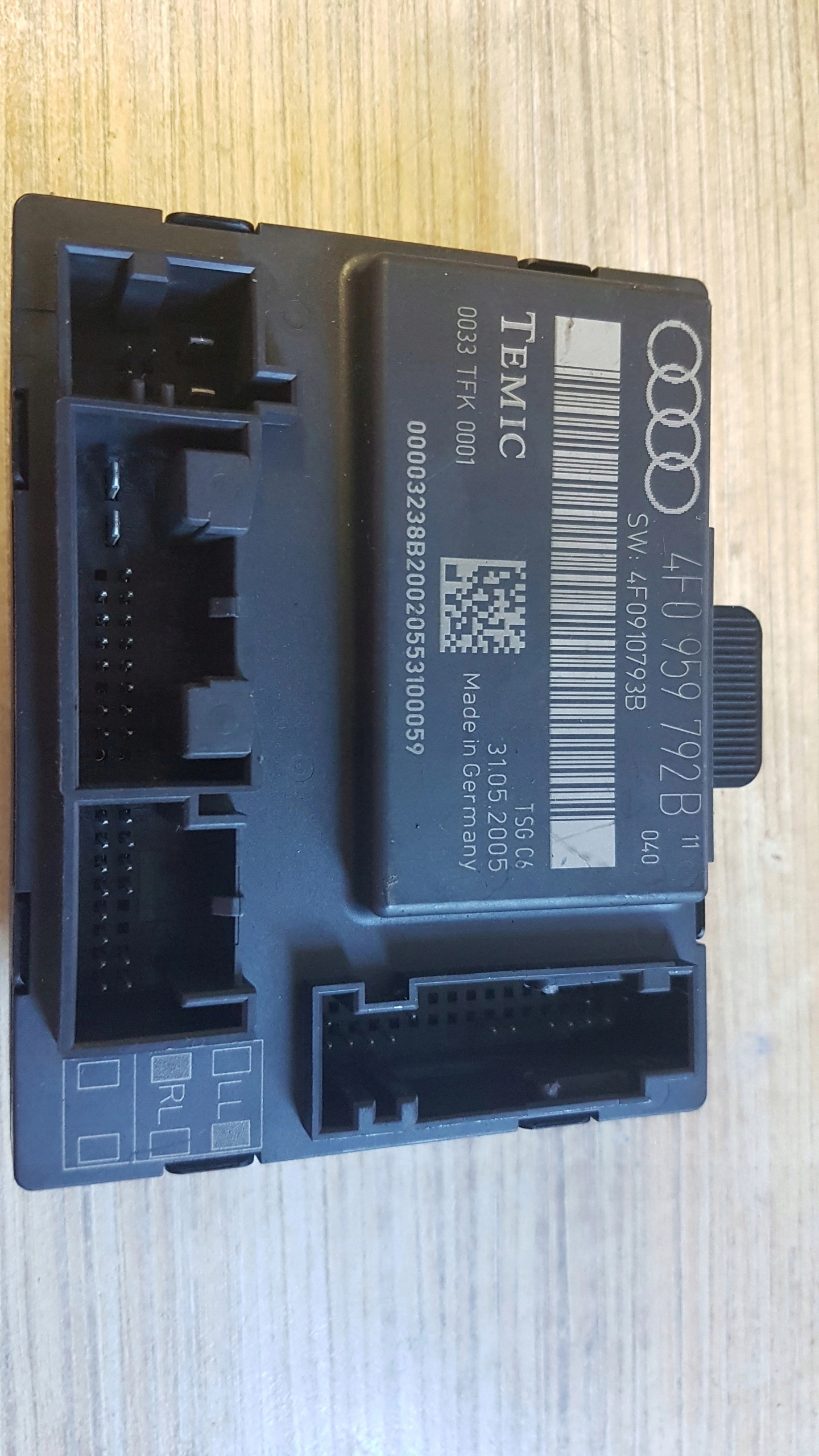 AUDI A6 C6 module door right front 4F0959792B
