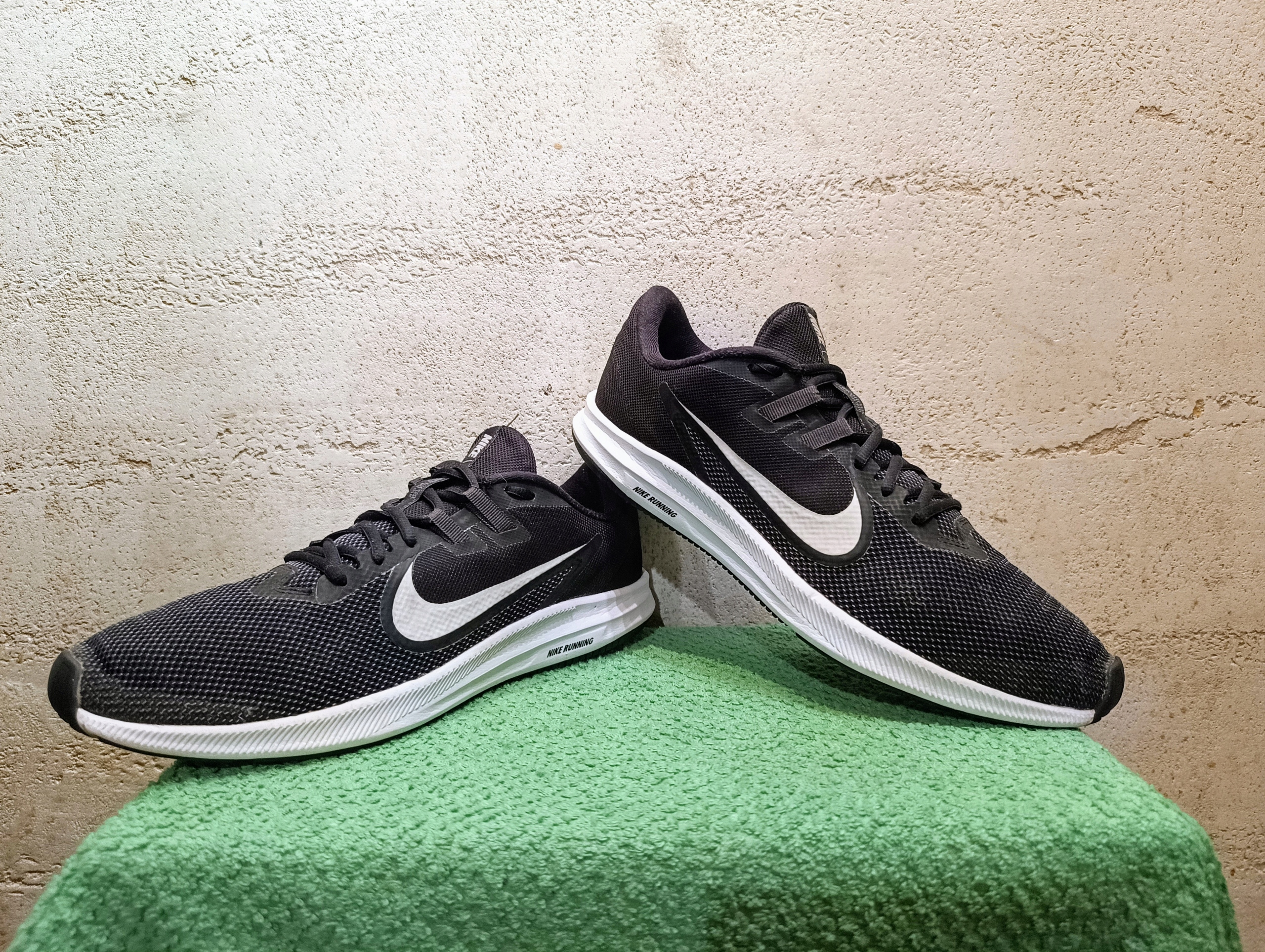 Nike R9 - Niska cena na Allegro