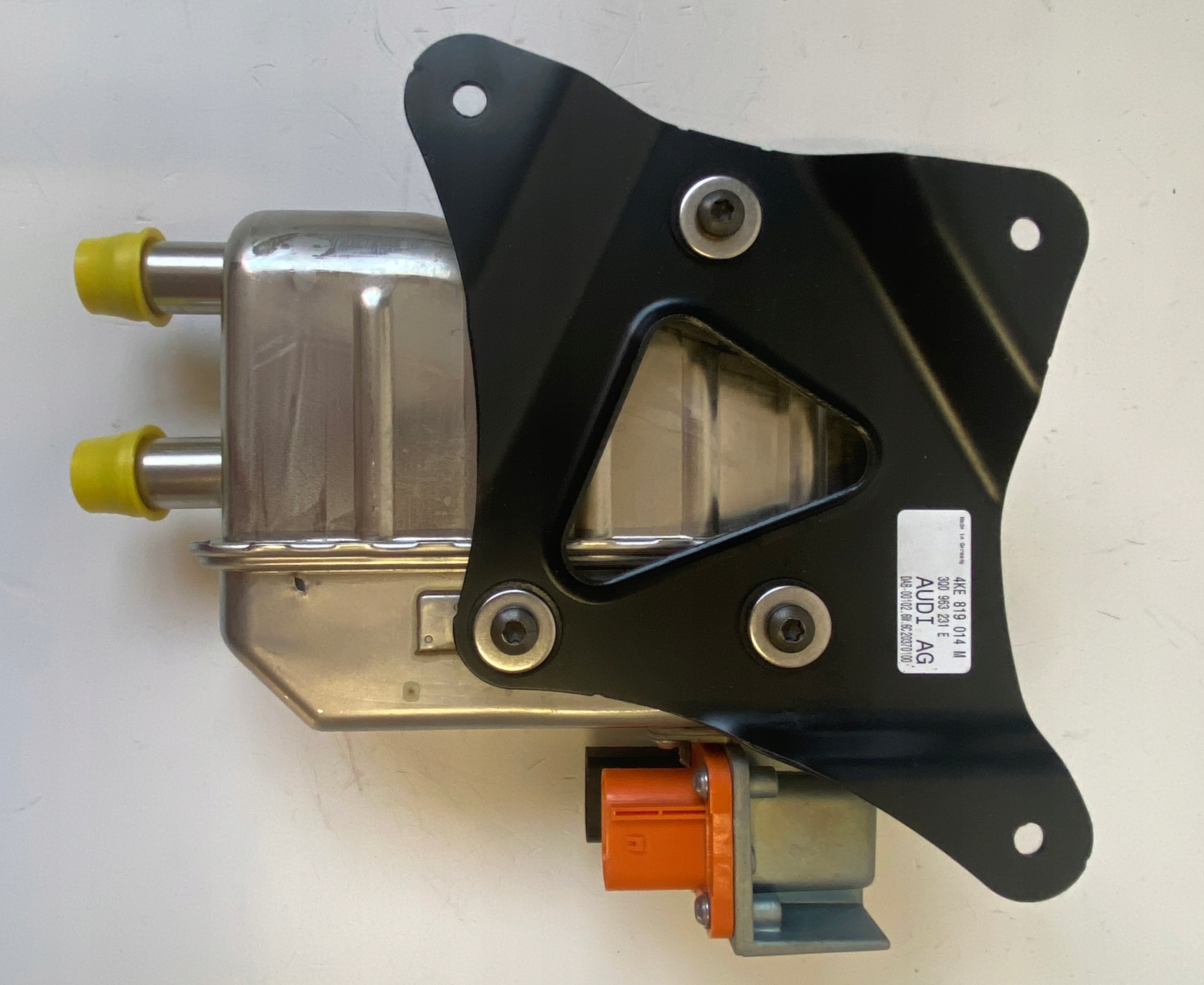 AUDI VW WYMIENNIK CIEPLA OE 3Q0963231E