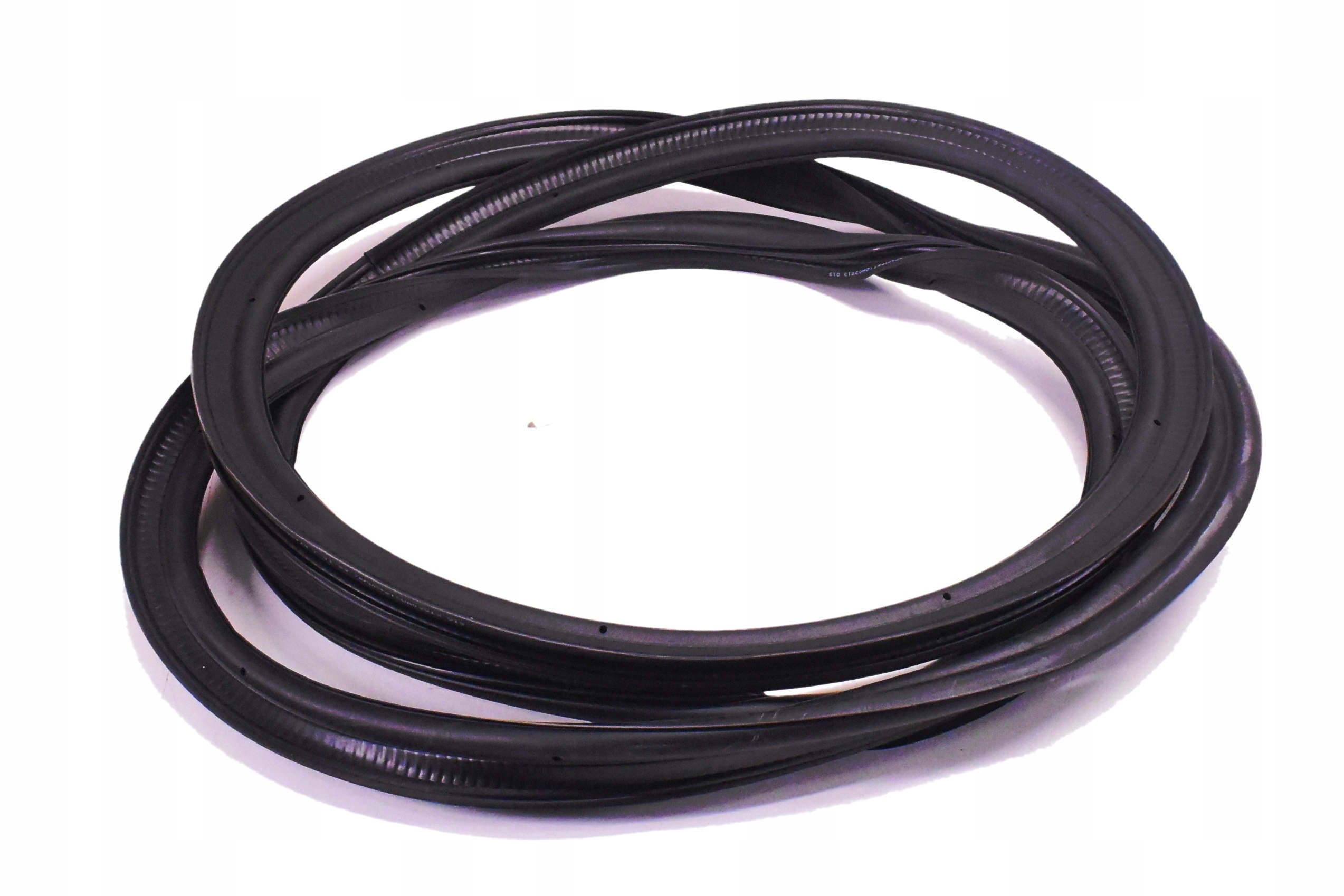 5N0827705A - ПРОКЛАДКА КРИШКИ БАГАЖНИКА VW TIGUAN І