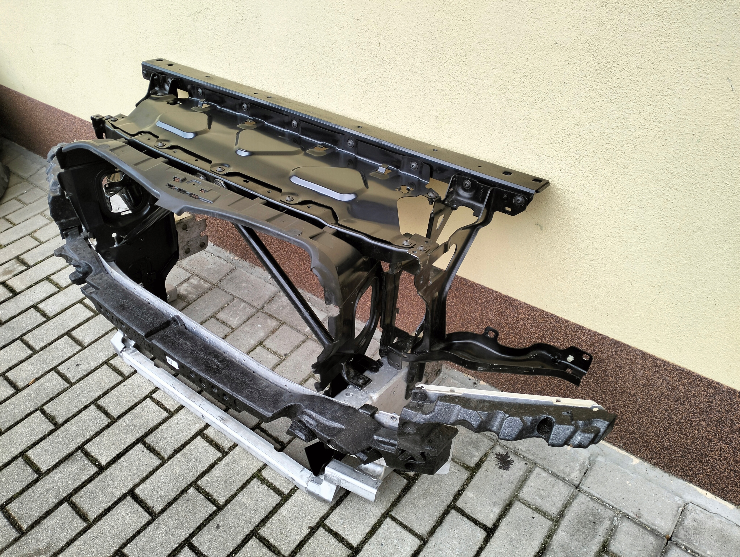 PAS PRZEDNI WZMOCNIENIE BMW X5 X6 F95 F96 X5M X6M Numer katalogowy części 8574550