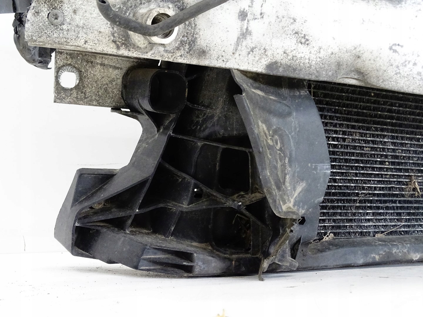 support panel for radiators pillar iron complete AUDI TT 8S 14- 2.0 TDI
