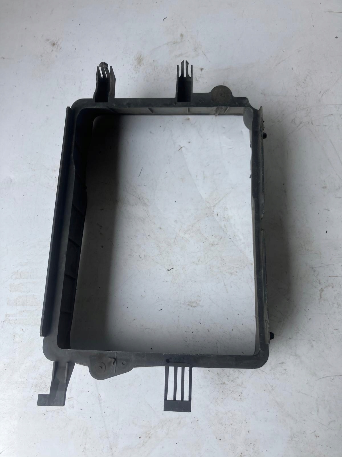 luftansaugkanal intercooler MEGANE IV 215586371R