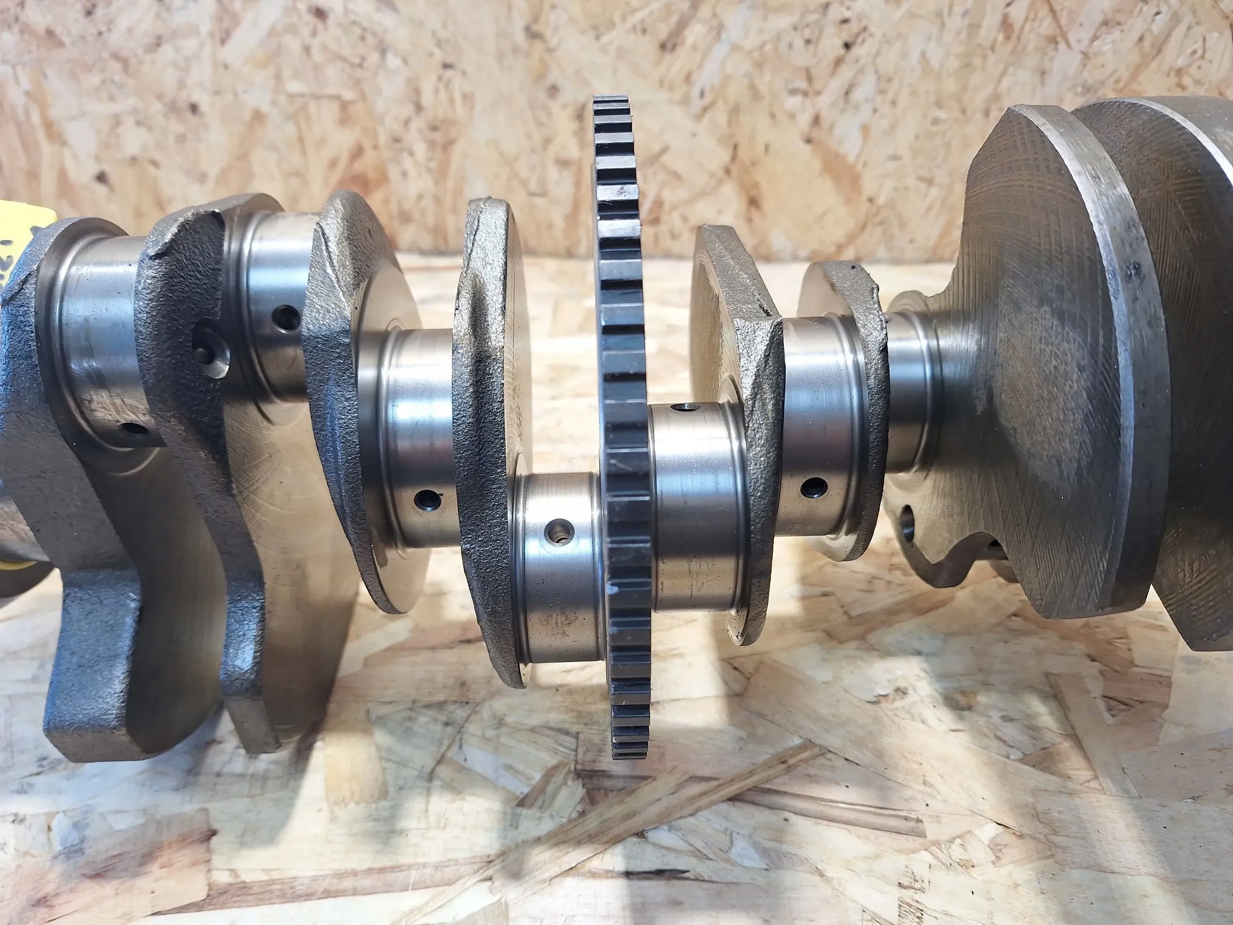 crank Isuzu Trooper Rodeo Frontera 3.2 V6 GVD1