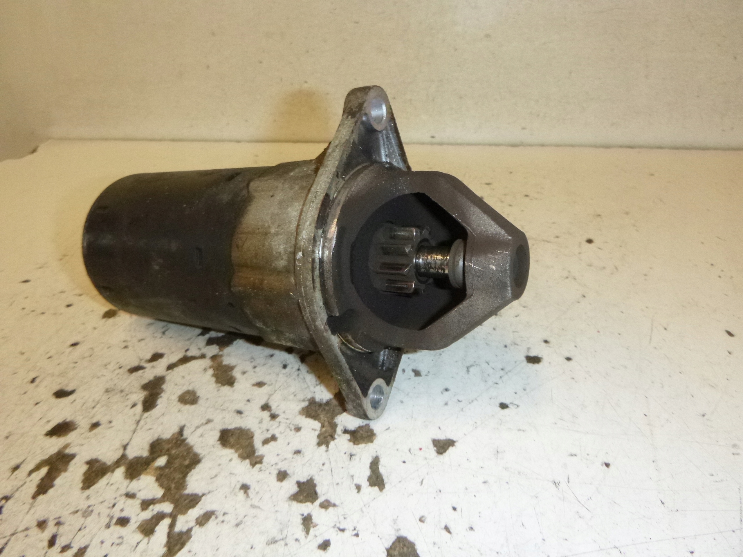starter Opel Vectra C Signum 1.8 0001107405 BOSCH