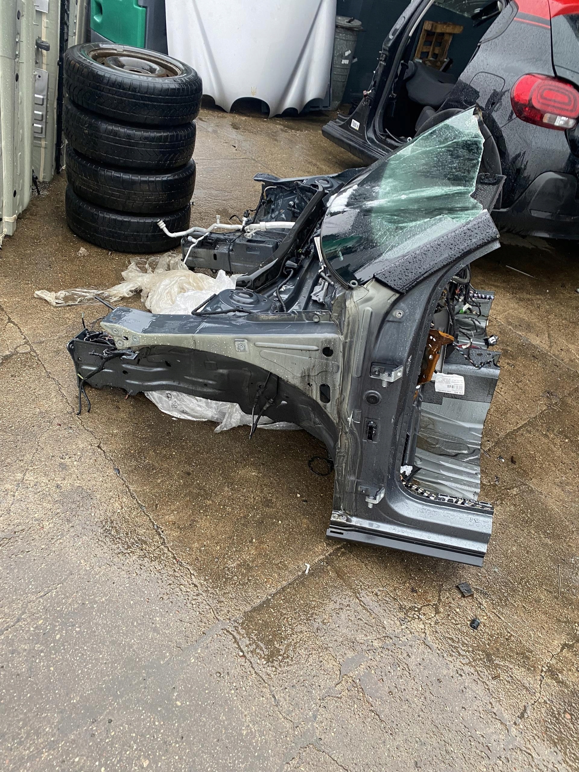 T-Roc przód ćwiartka lewa prawa podłużnica Typ samochodu 4x4/SUV Samochody osobowe