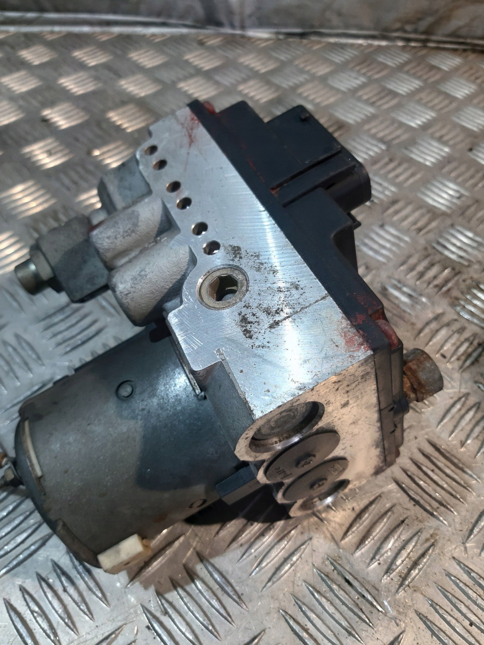 Pompa ABS BOSCH 0265217000 BMW E39 2.0i