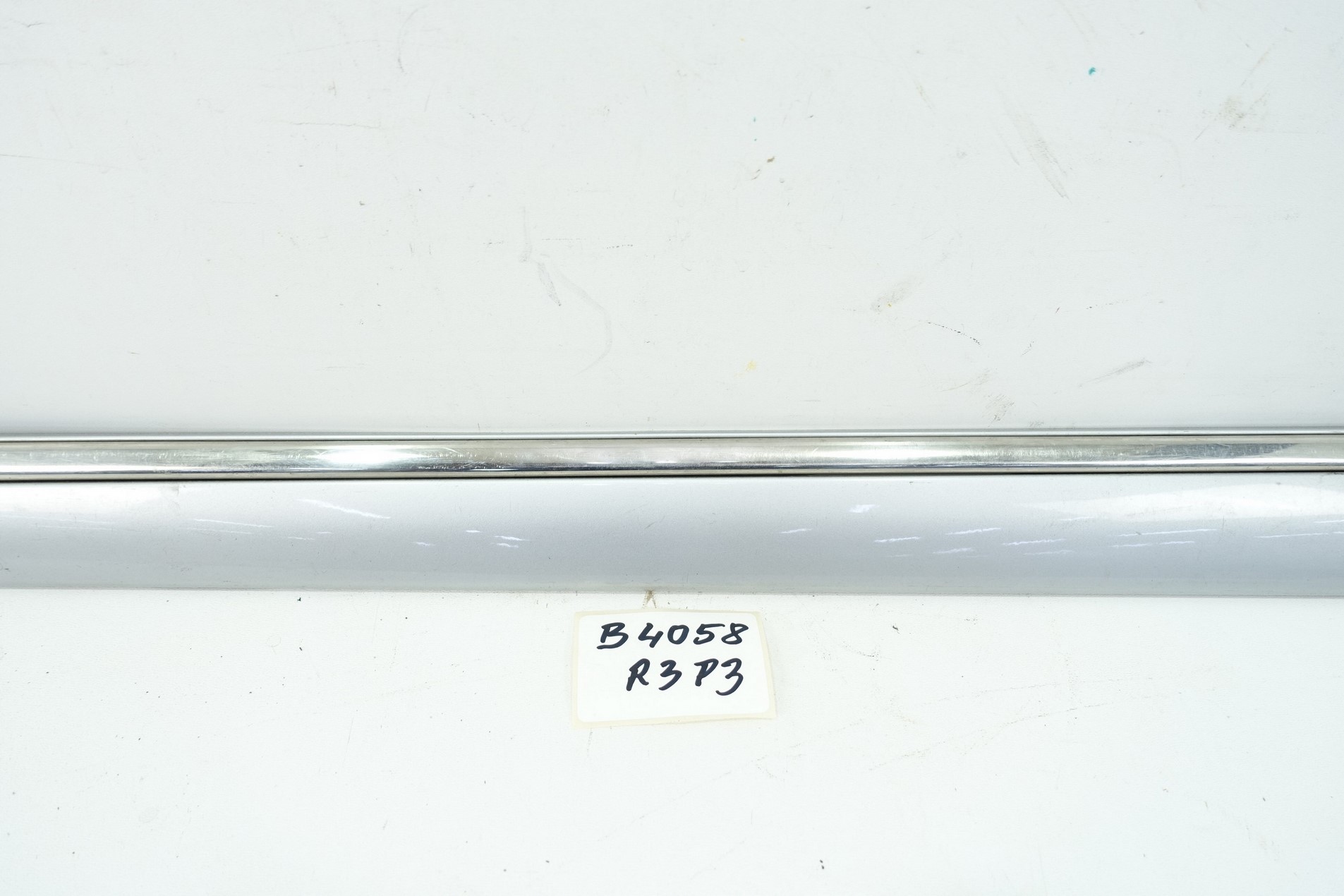 MERCEDES S W220 moulding door left front A2206900562