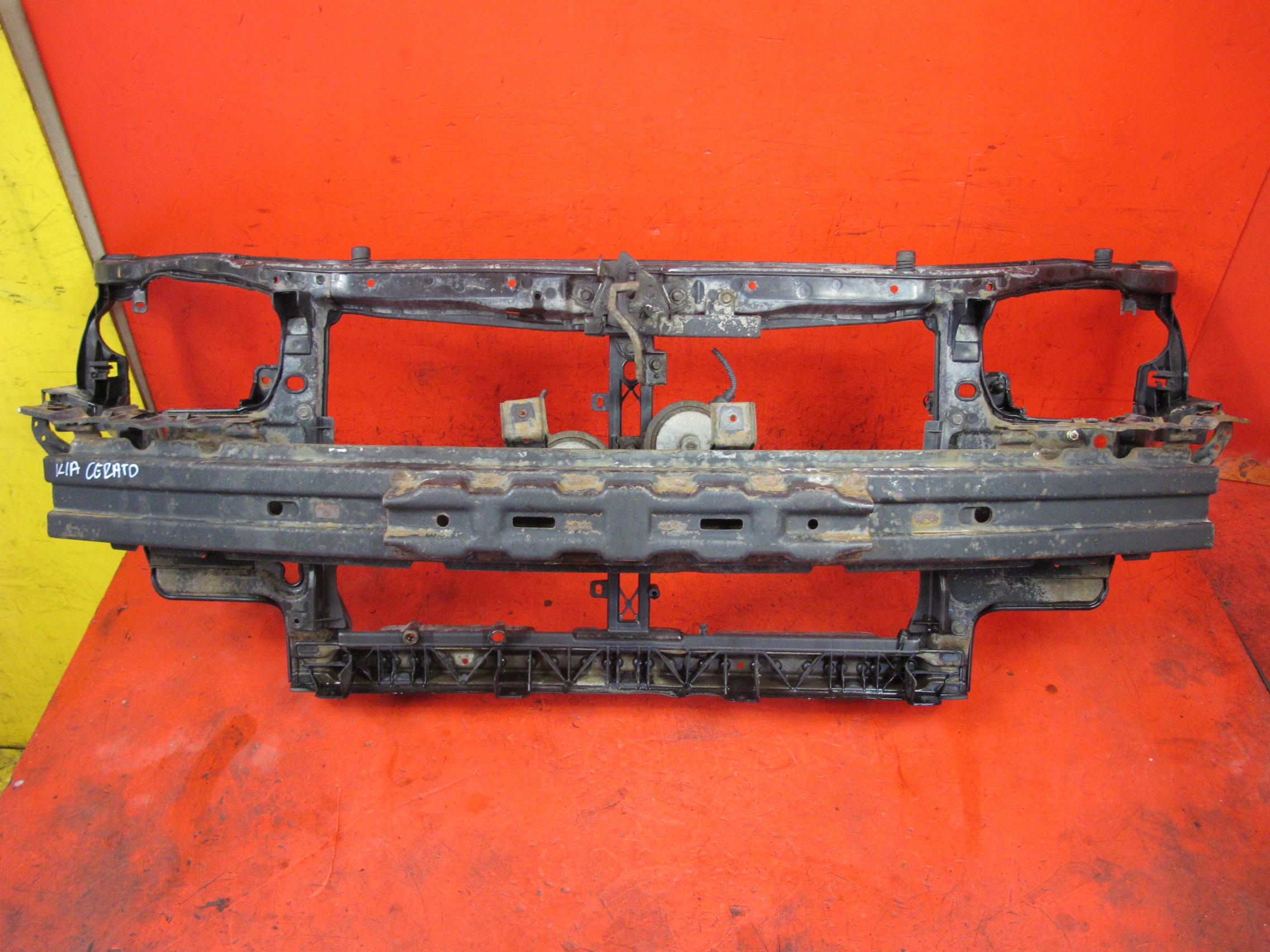 KIA CERATO and 04- 1.5 support panel for radiators pillar sider