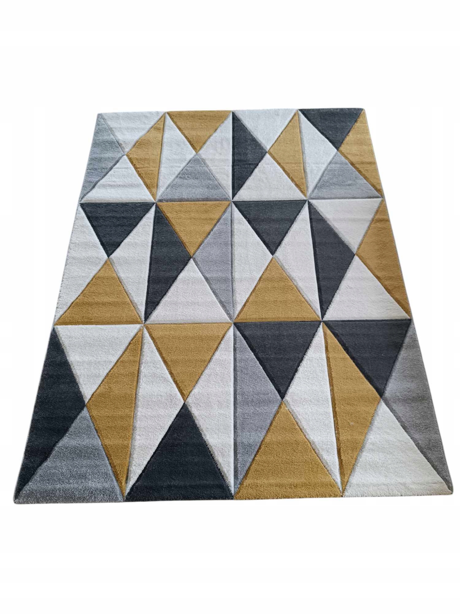 Koberec geometrický do obývacího pokoje 150 x 200 cm, vyřezaný 3D vzor, měkký, hrubý