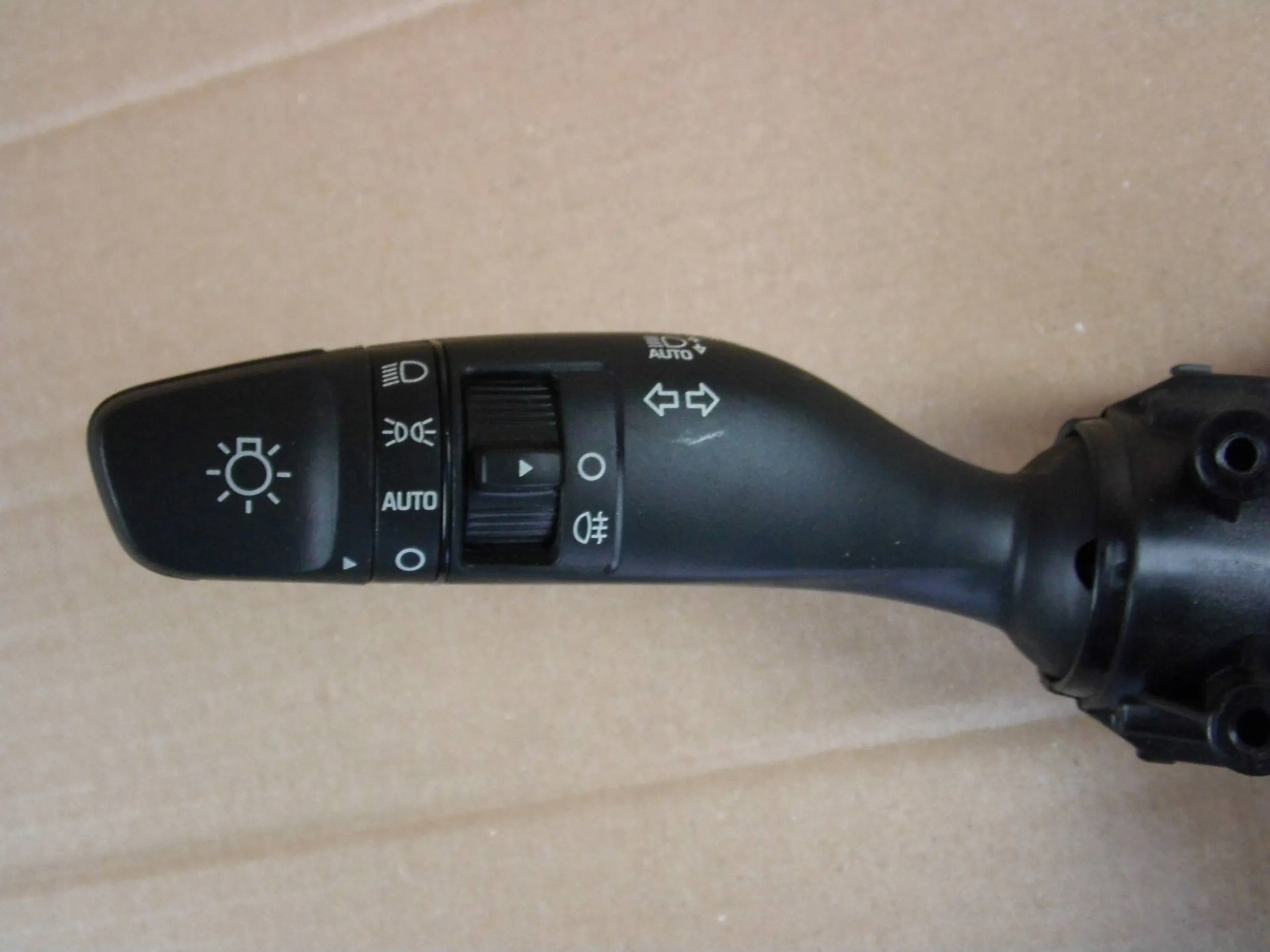 KIA Sorento III LIFT DEVIO LUCI DEVIO Interruttore comando luci