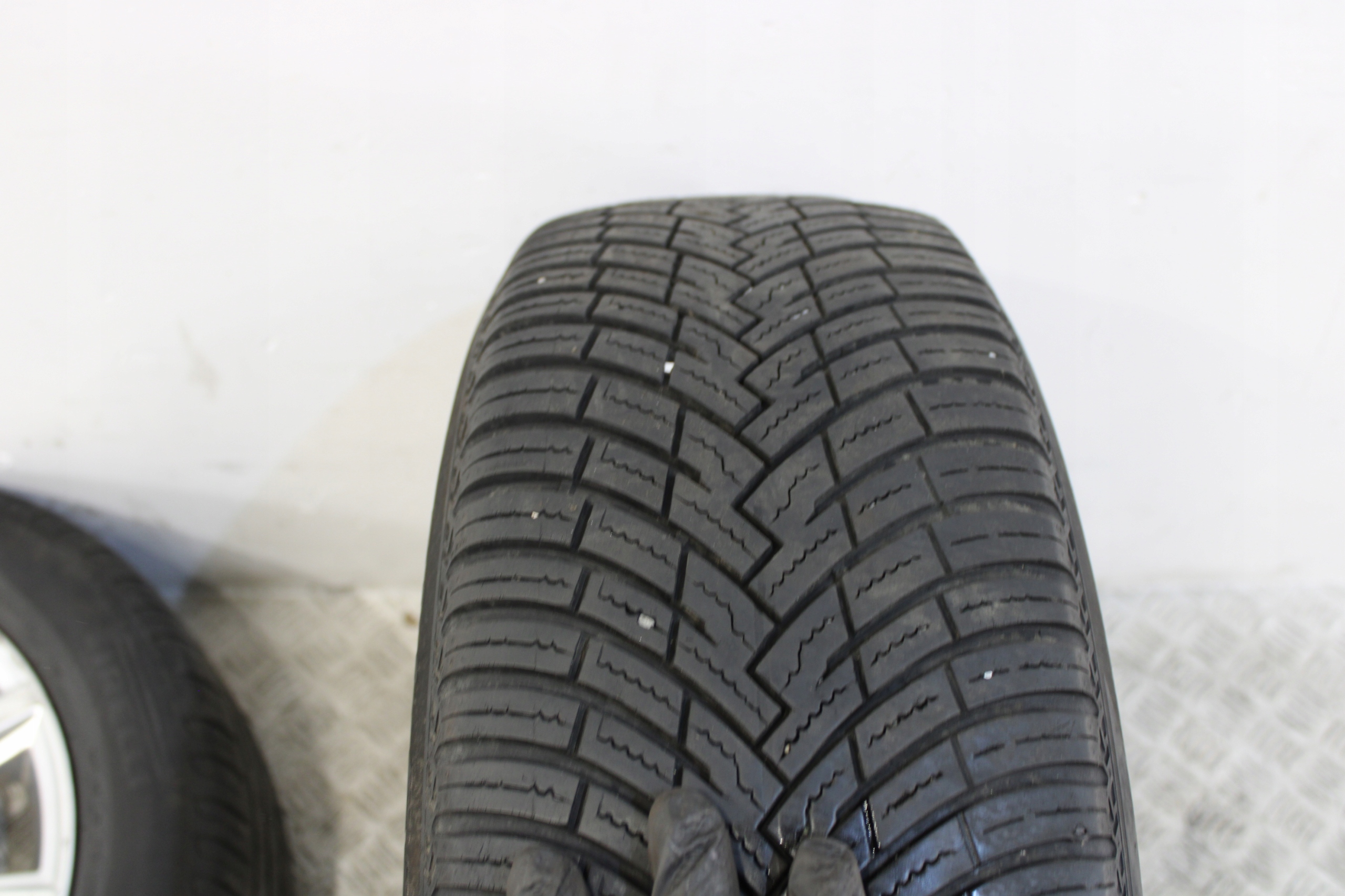 wheels discs disc 215/55 R17 3G0601025D VW PASSAT B8 3G0 3G9