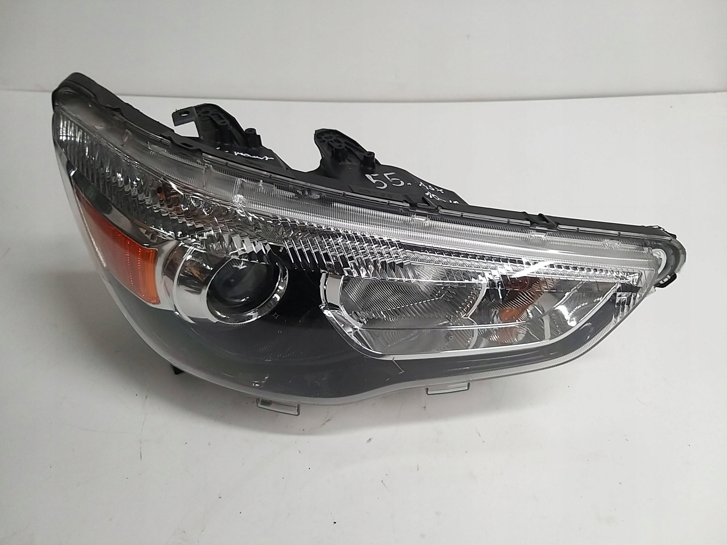 MITSUBISHI ASX light right front front 10-19R