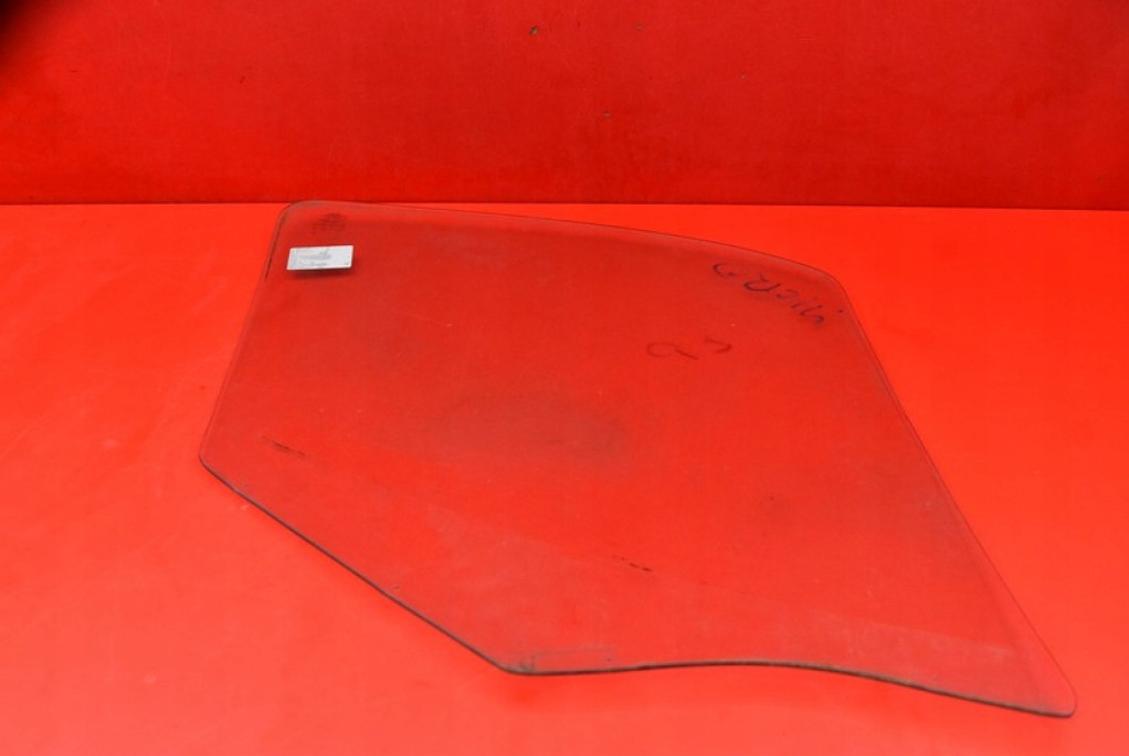 OKNO boční levá předek přední MICROCAR EFFEDI MARANELLO 06R
