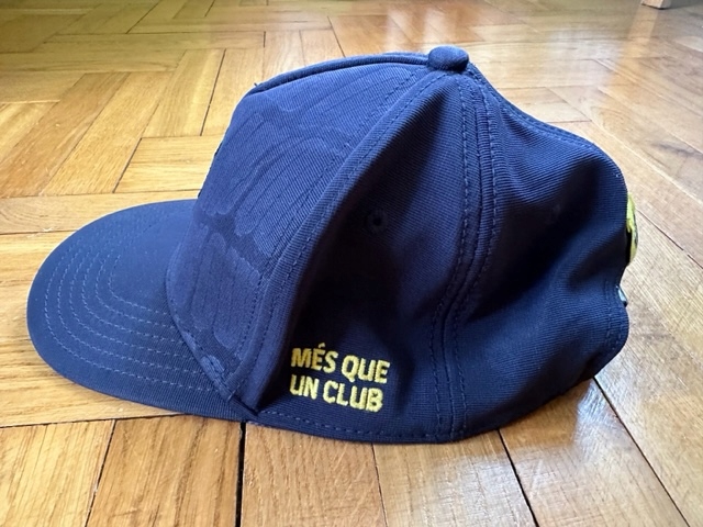 CZAPKA Z DASZKIEM FCB BARCA Nazwa drużyny FCB BARCELONA