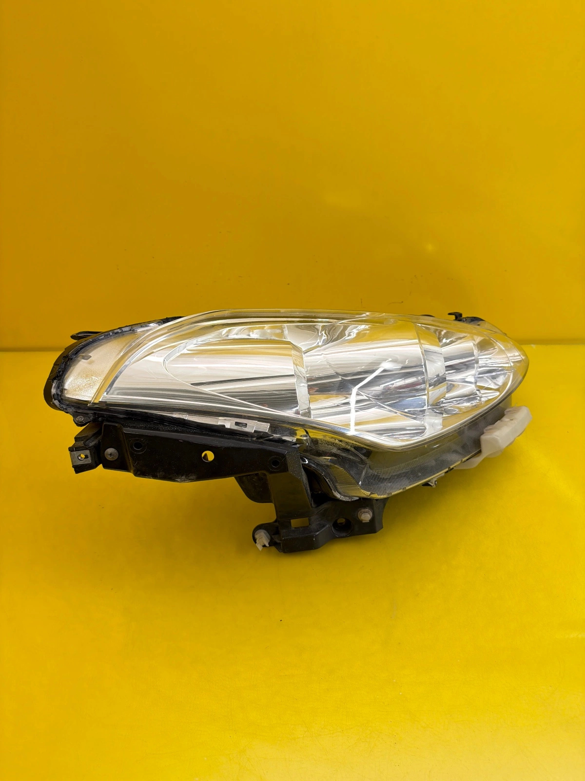 light right front Peugeot 4007 Xenon 2007-2012