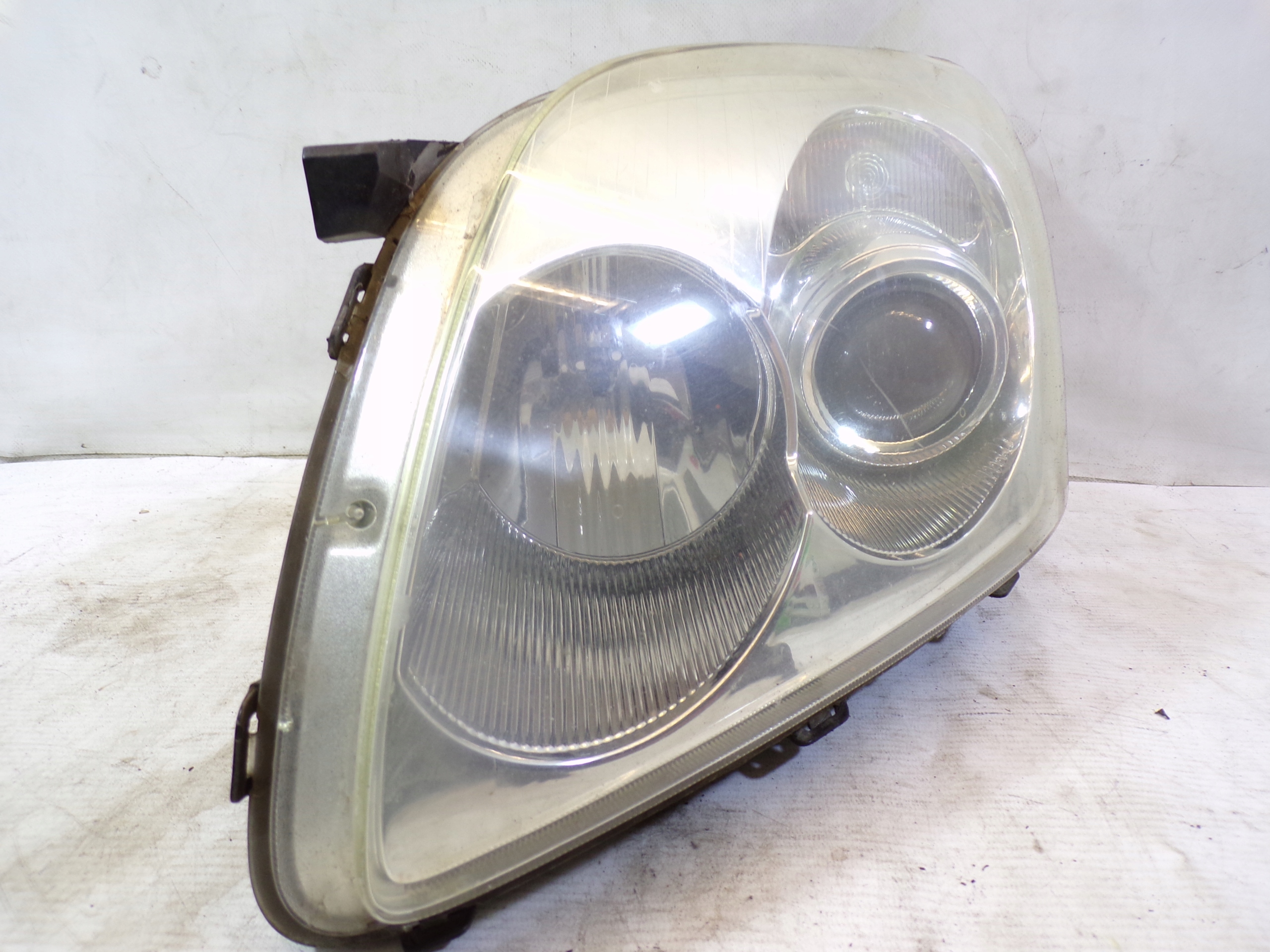 light front front left TOYOTA AVENSIS T25 (2) (K)