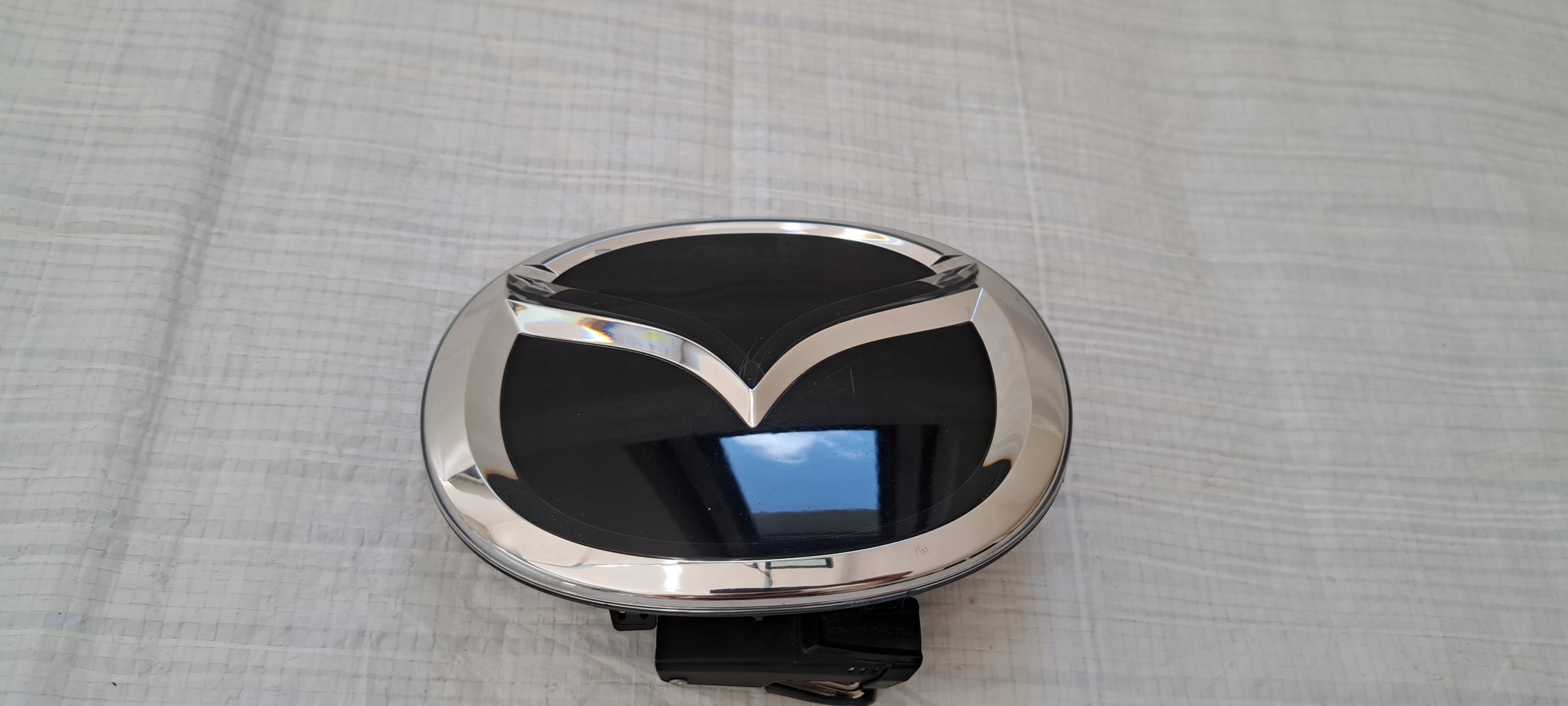 MAZDA CX-60 CX-90 EMBLEMAT PRZÓD KBB3-507Z0