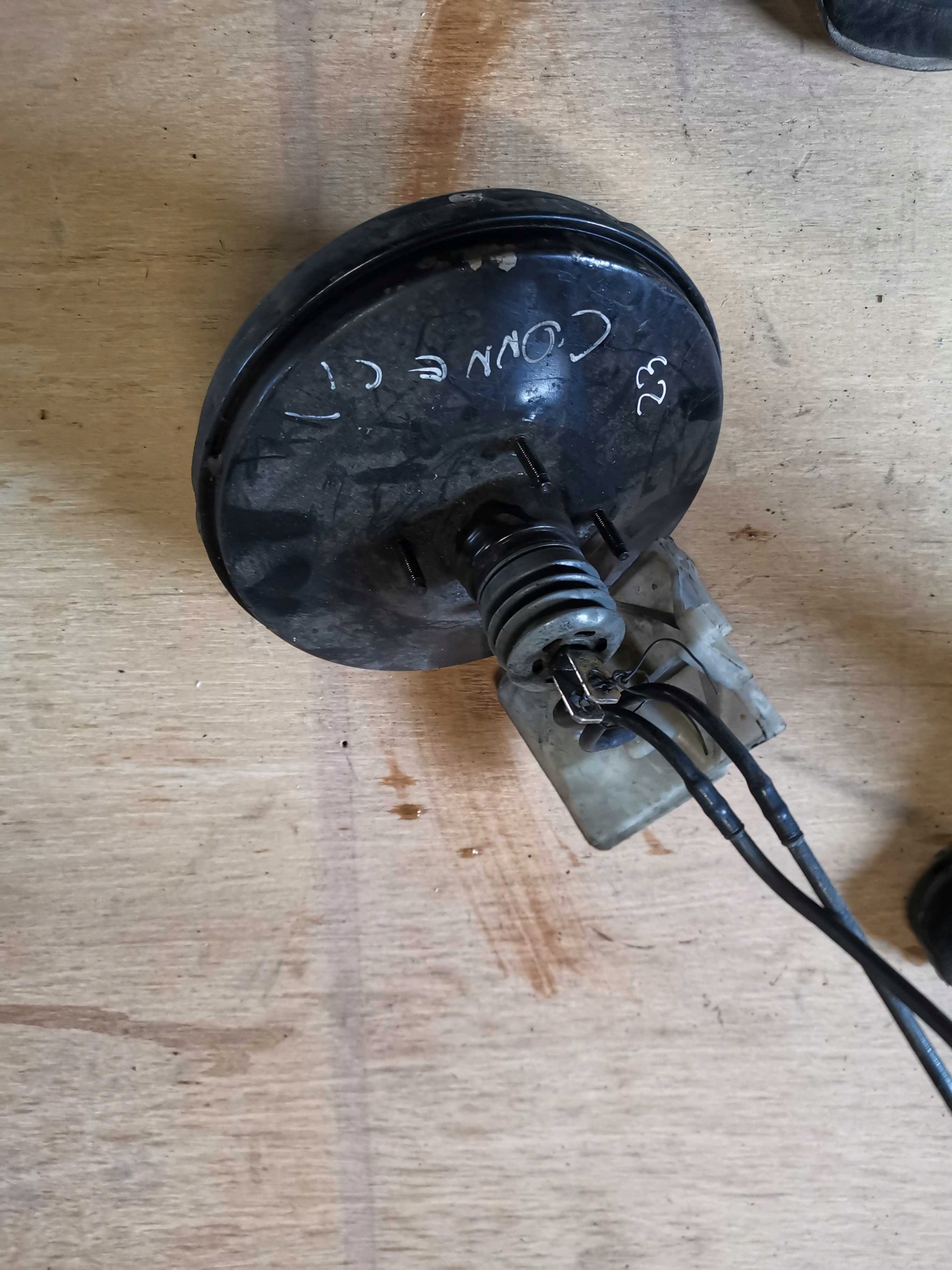 СЕРВОПРИВІД ГАЛЬМІВНЕ POMPAt142b195bd TRANSIT CONNECT