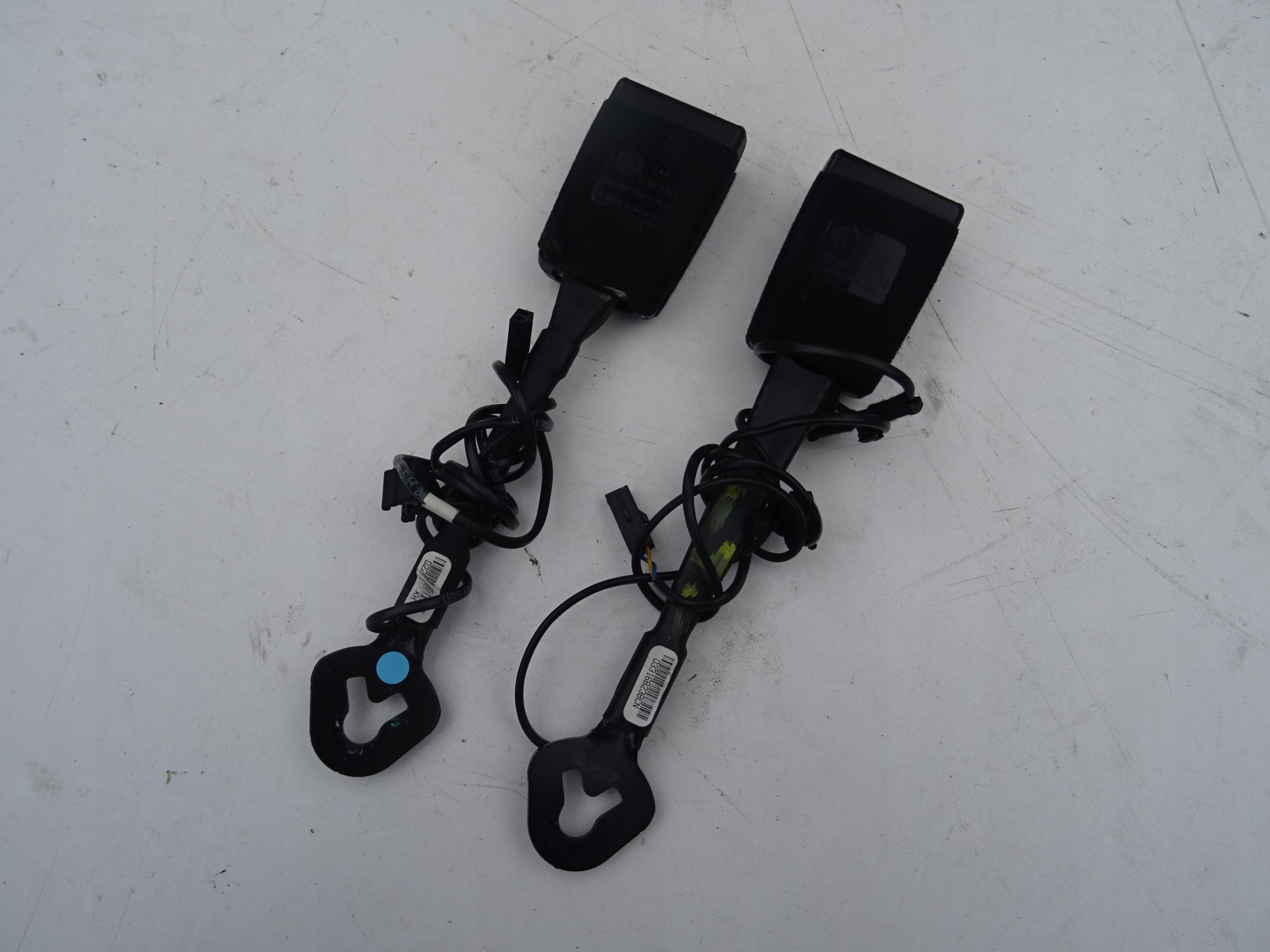 VW BEETLE 5C5 PASSAT USA ZAPINKA PASA LEWA PRZÓD