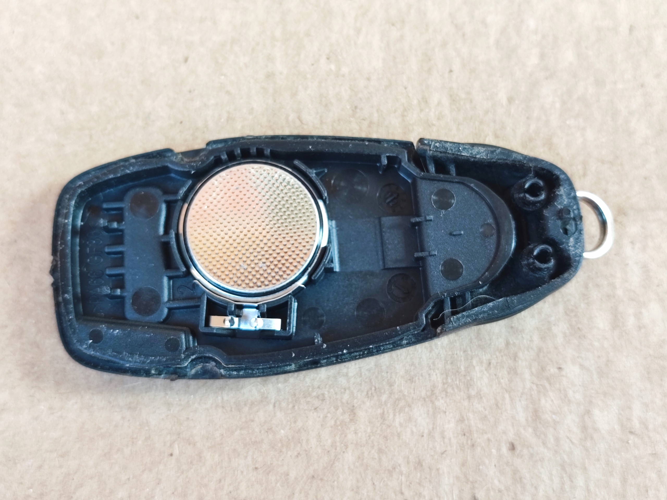 Ford Kuga MK2 2.0 TDCI kluczyk keyless pilot Numer katalogowy oryginału 7S7T-15K601-ED