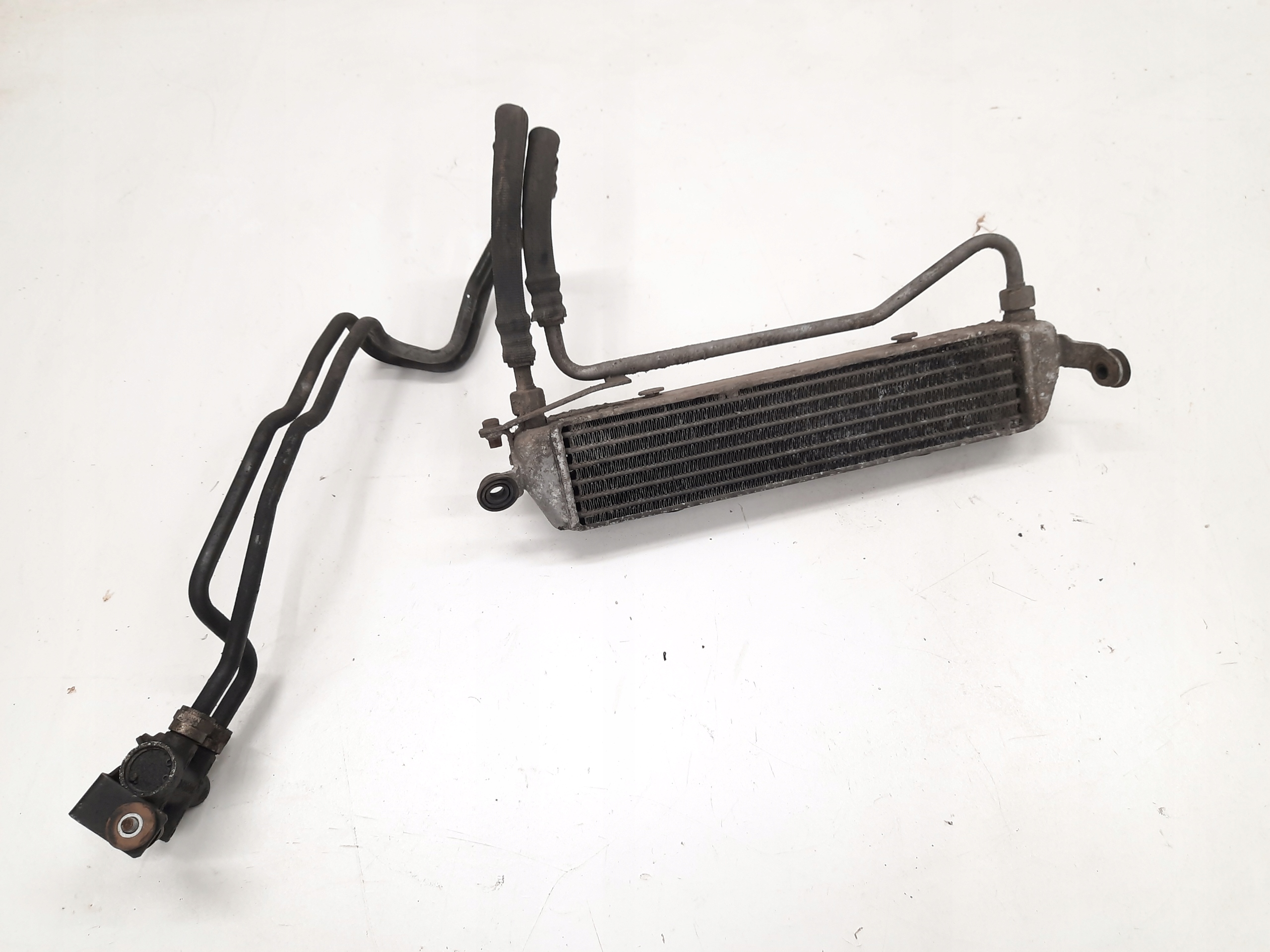 AUDI R8 4.2 FSI 06- CHŁODNICA CHŁODNICZKA OLEJU