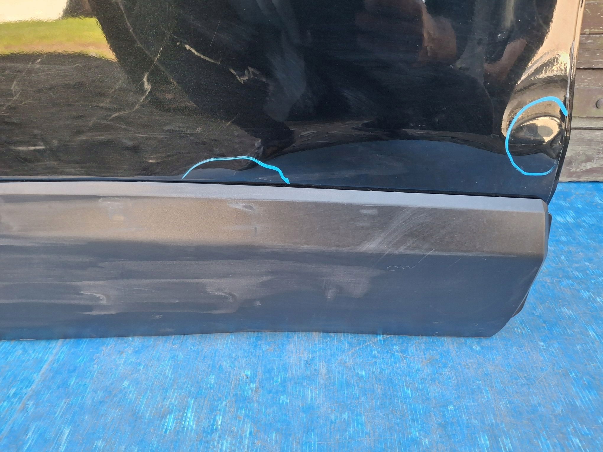 door right rear. MAZDA CX-30 CX30 2019R->