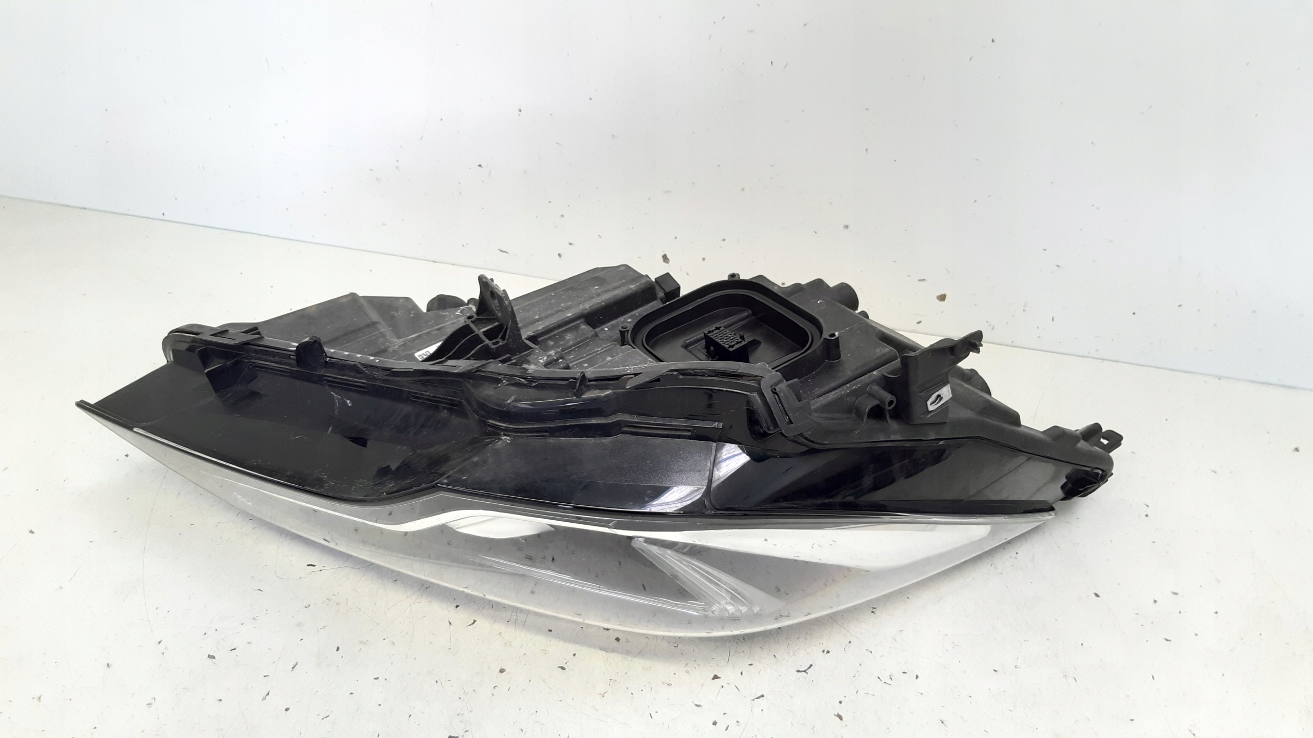 light right front full led europa 39218026 Opel Astra K