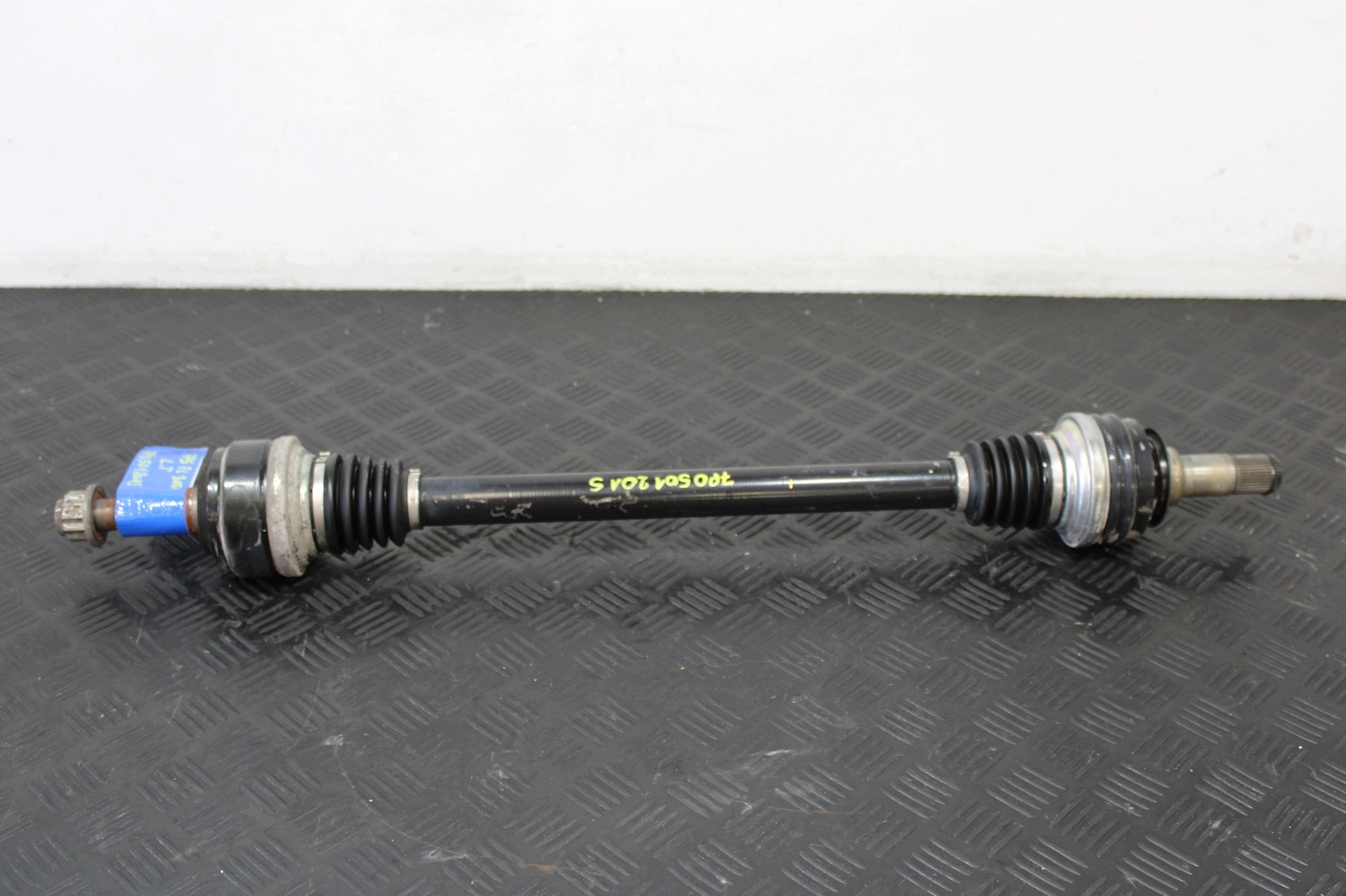 semi-axis semi-axis left rear part 7P0501201S PORSCHE CAYENNE II 2 7P5 LIFT
