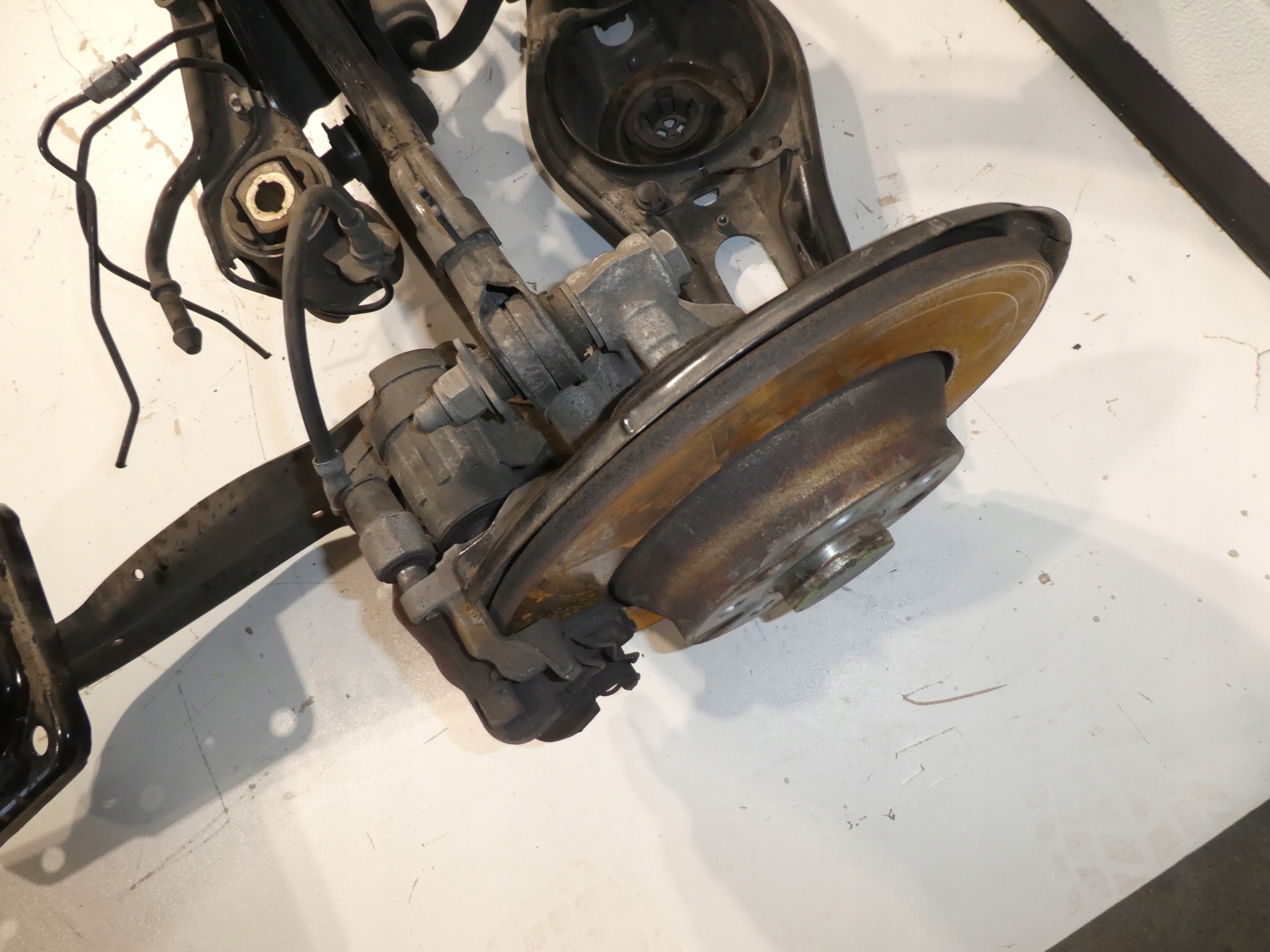 Achsträger hinten SKODA SUPERB III 3V0
