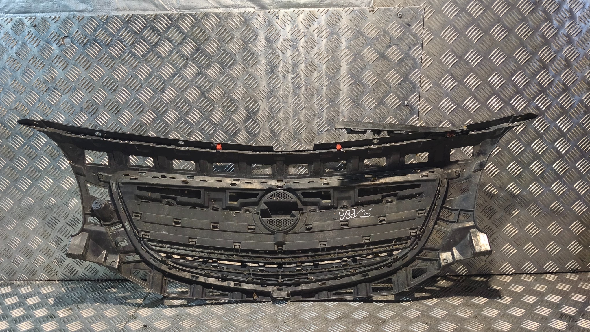 grill grill OPEL INSIGNIA 2009r 551004542