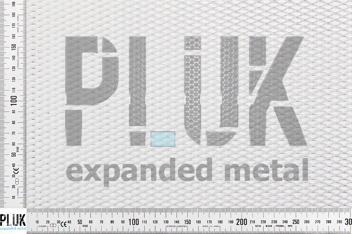 SIATKA TUNINGOWA 9x4mm 100x40cm GRILL ZDERZAK